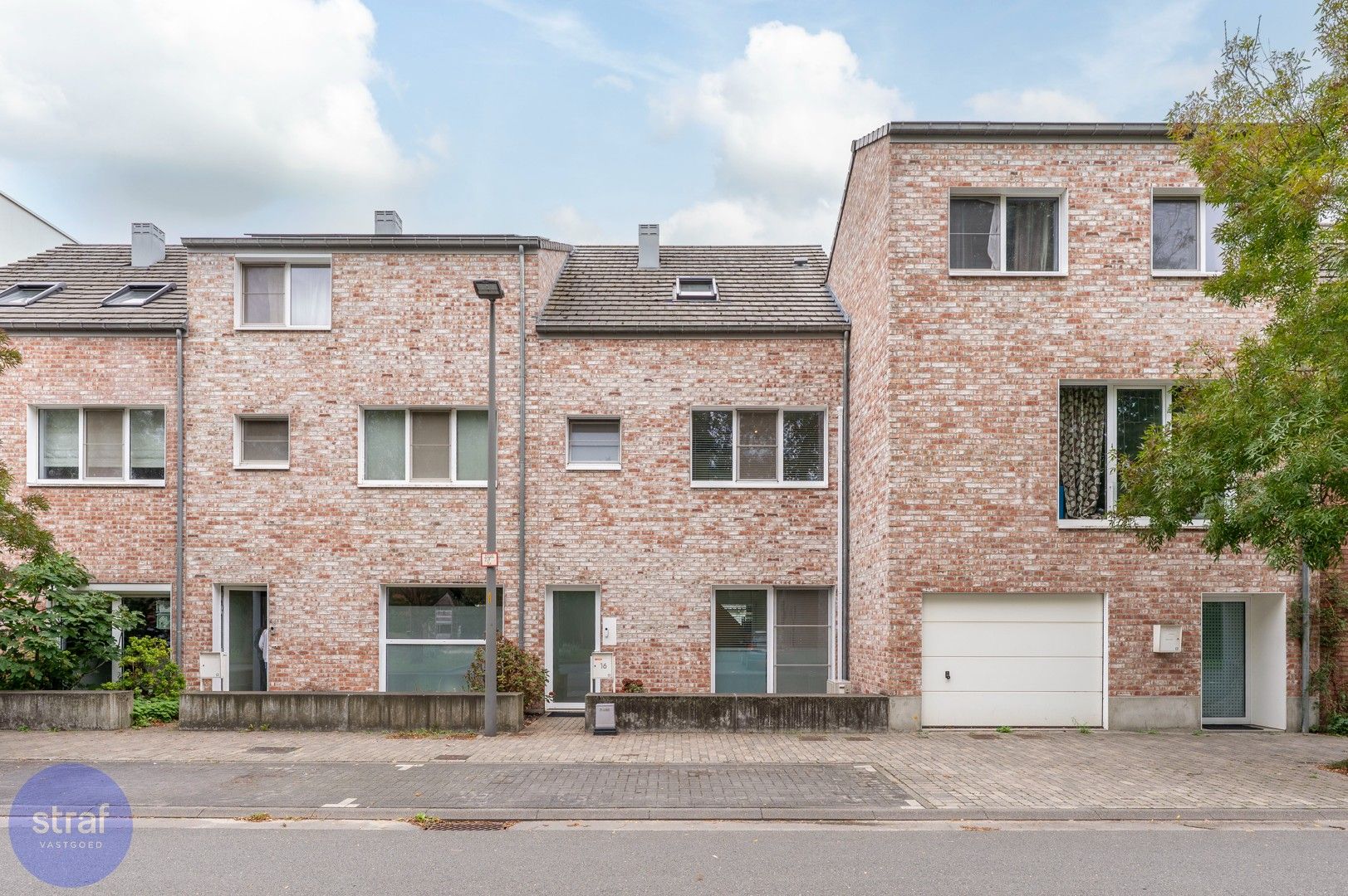 Moderne woning met leuke tuin op Regatta foto 18