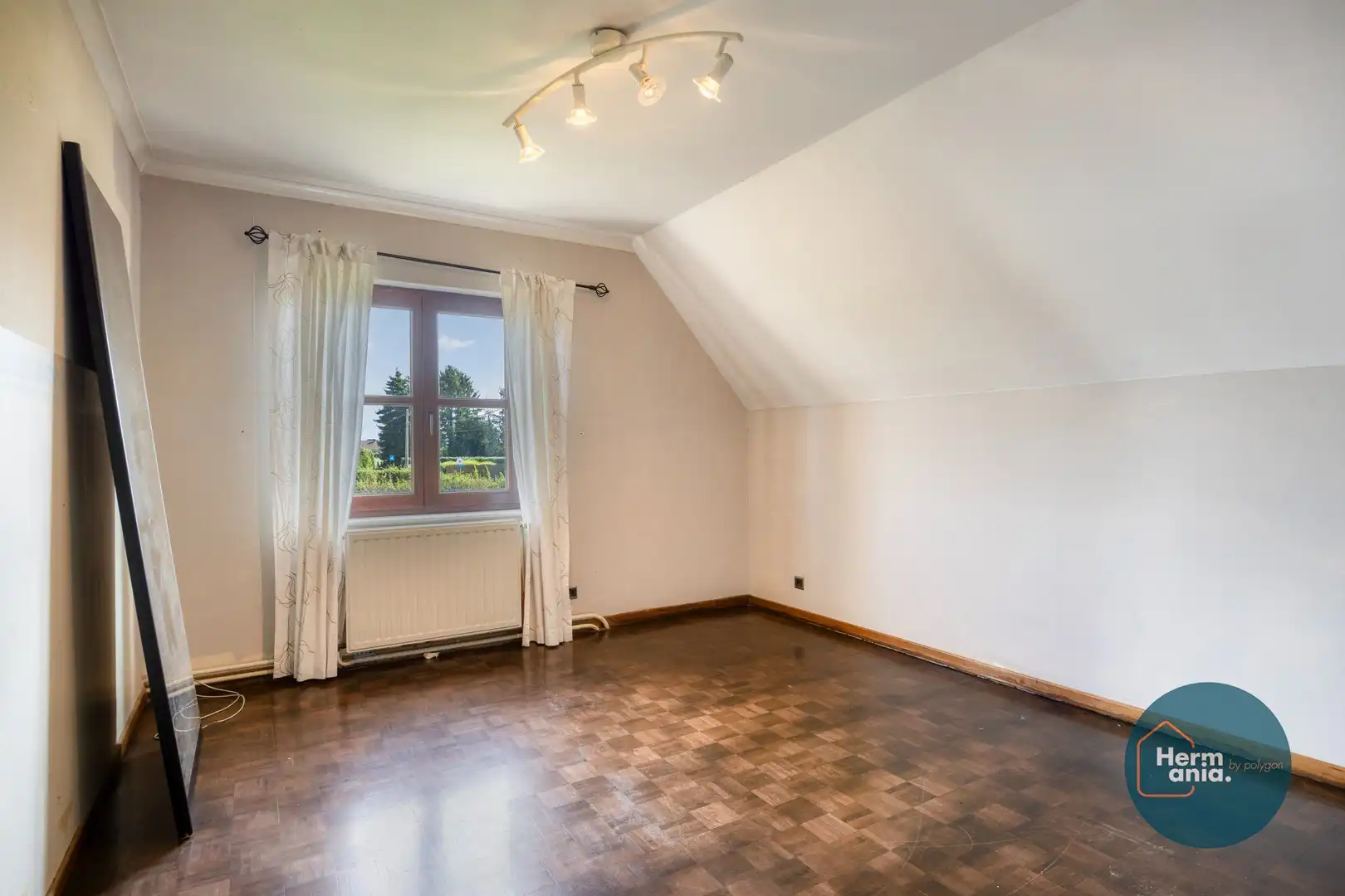 Vrijstaande woning met veel potentieel in een rustige omgeving te Bilzen foto 16
