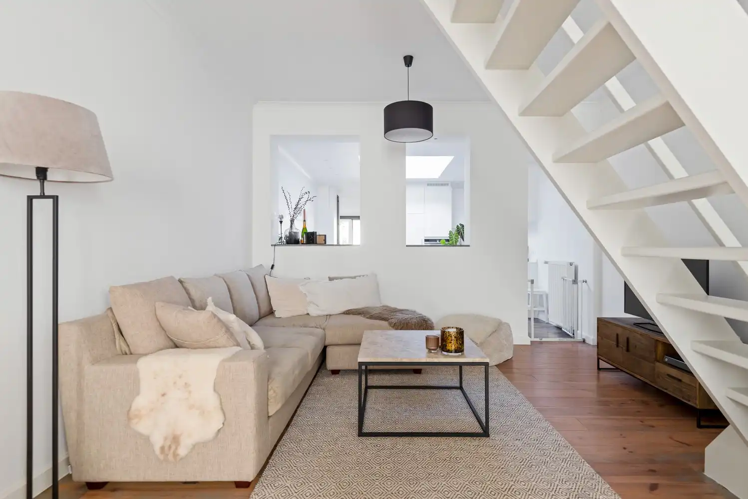 Gezellige gerenoveerde woning met 2 slaapkamers en een charmante tuin in Schoten! foto 5