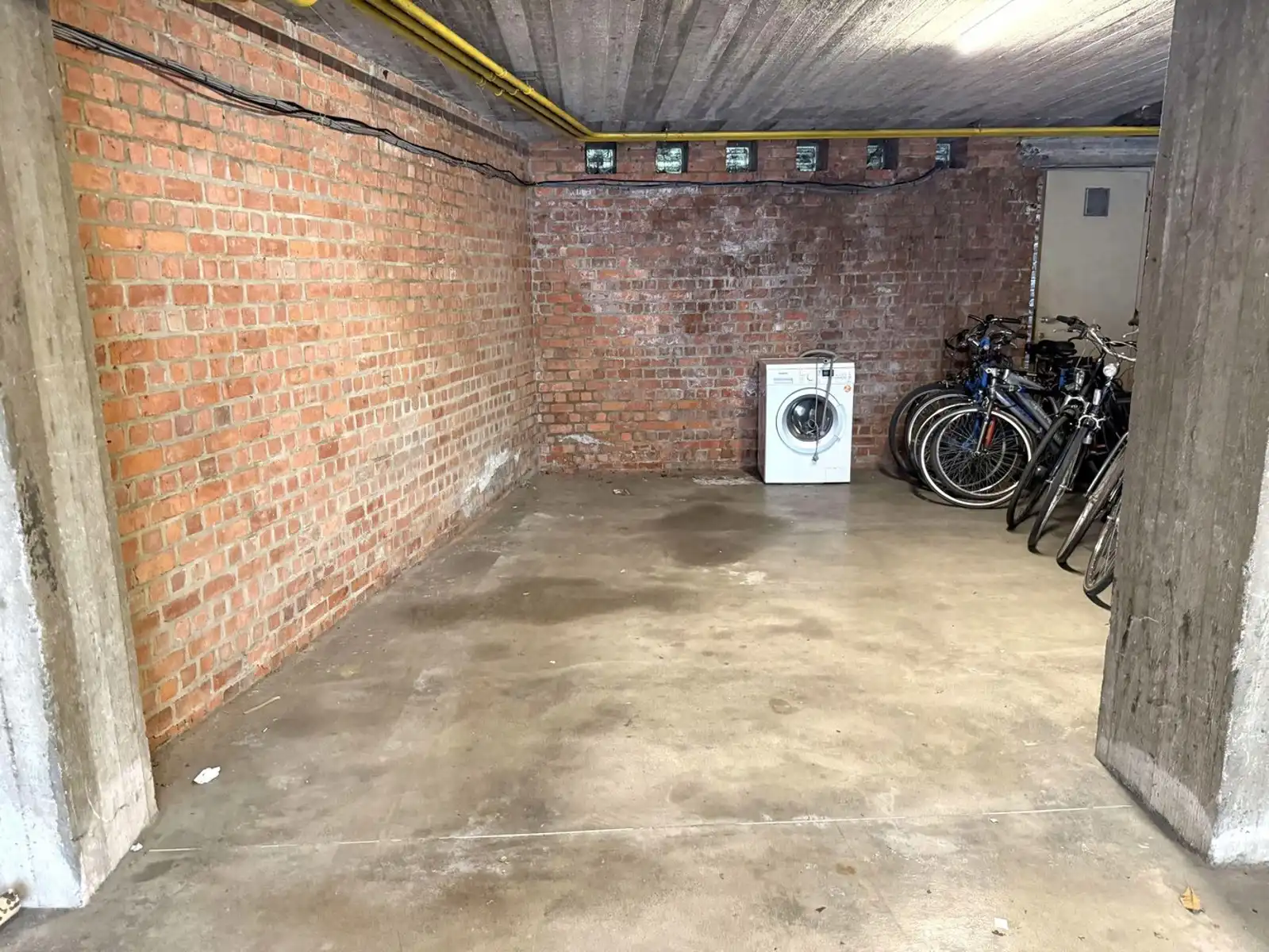 Ruime garage te koop op toplocatie in het hart van Leuven foto 5