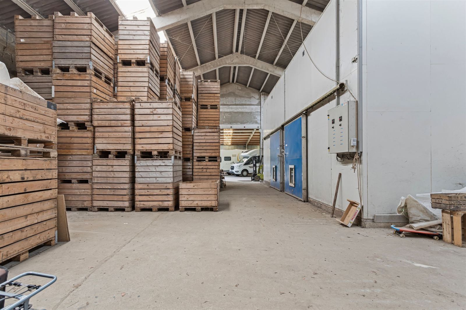 Te renoveren woning met schuur en loodsen  foto 23