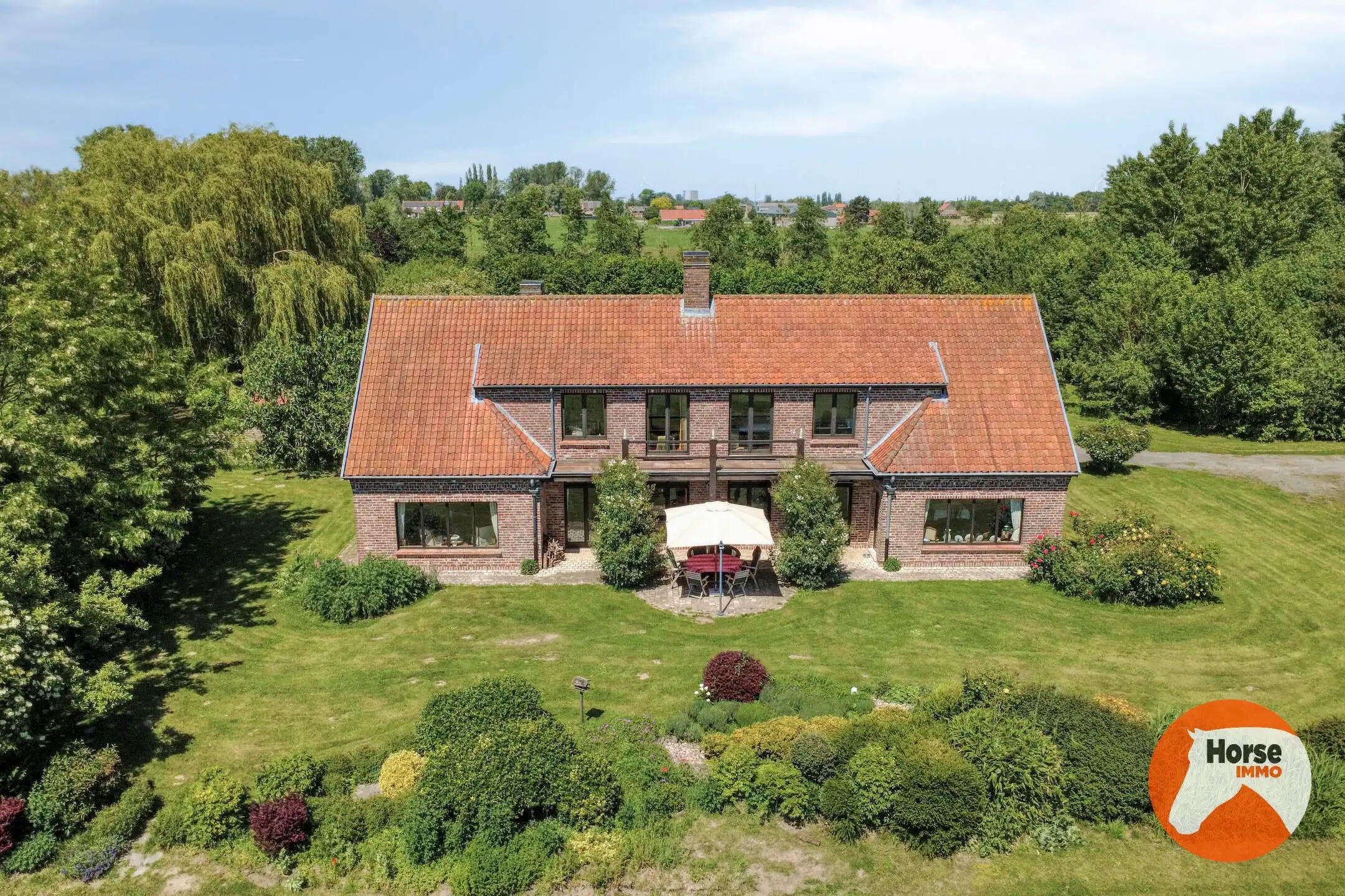ROESELARE – Unieke villa met bijgebouwen op 4,7 ha foto 47