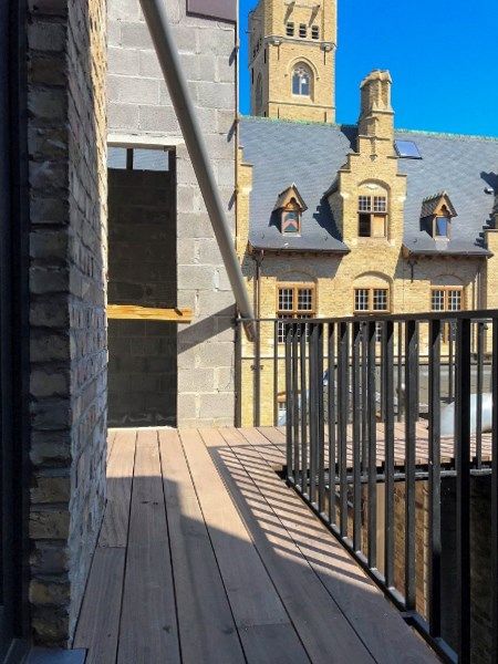 Prachtig duplex appartement met 2 slaapkamers en terras. foto 16