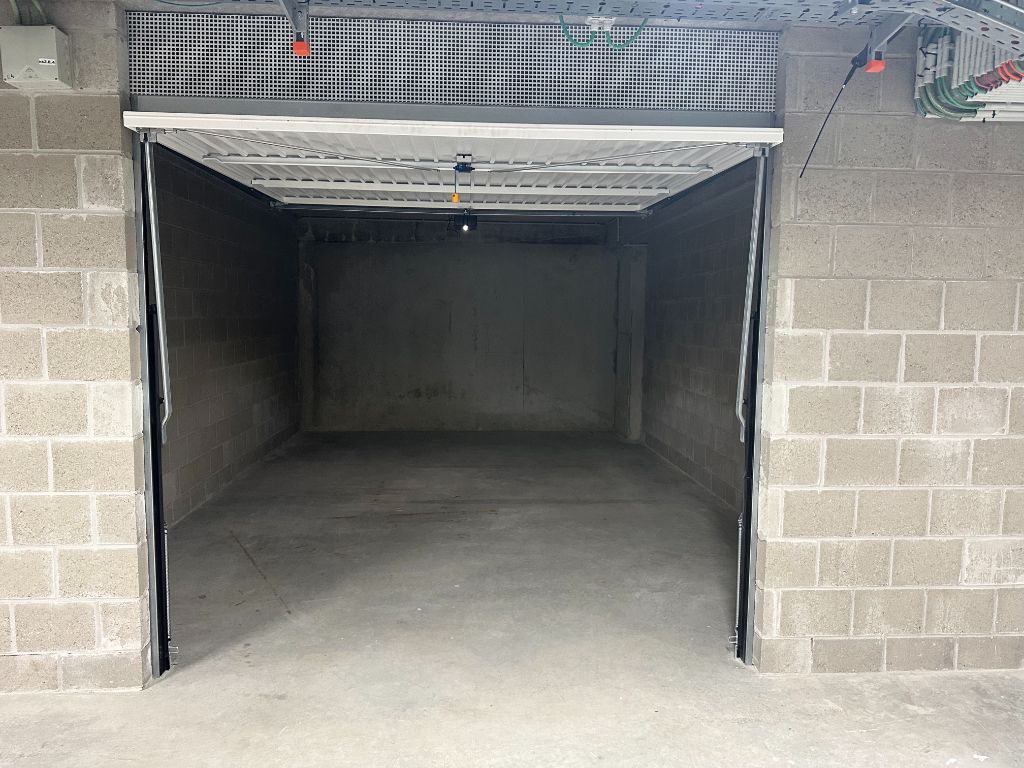 Private garagebox te koop foto 3