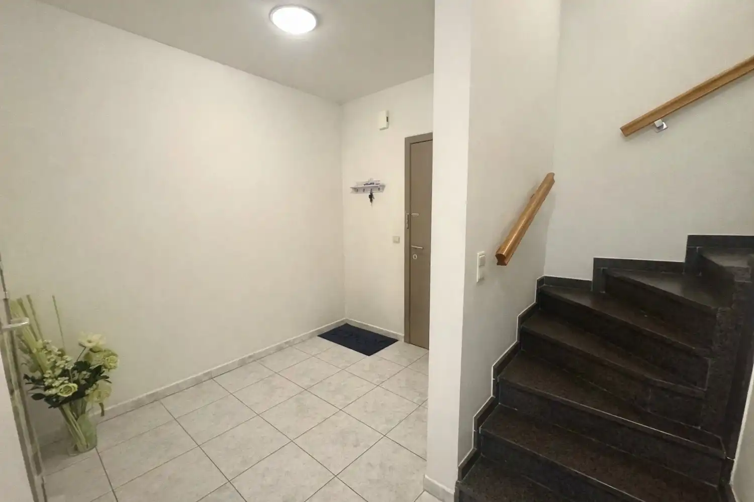 UITZONDERLIJK RUIM DUPLEX APPARTEMENT (H.O.B) foto 6