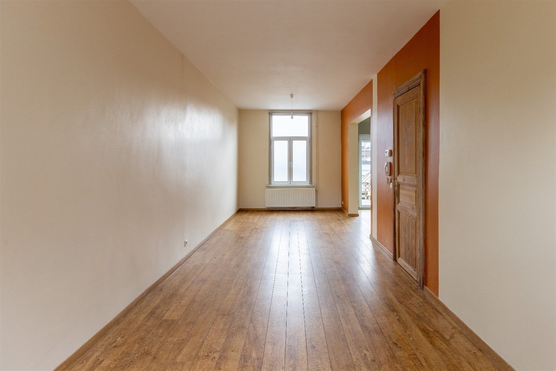 Ruime woning met 3 slaapkamers in het centrum. foto 12