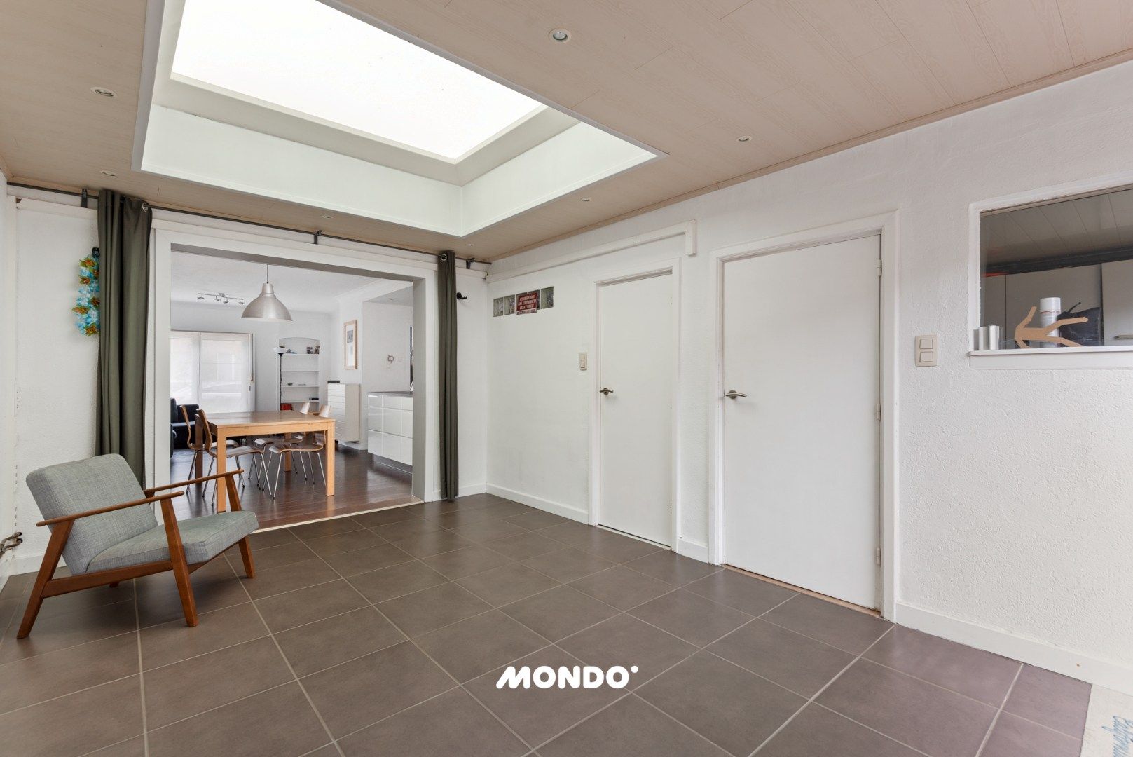 Instapklare woning met 4 slaapkamers in een rustige buurt! foto 6