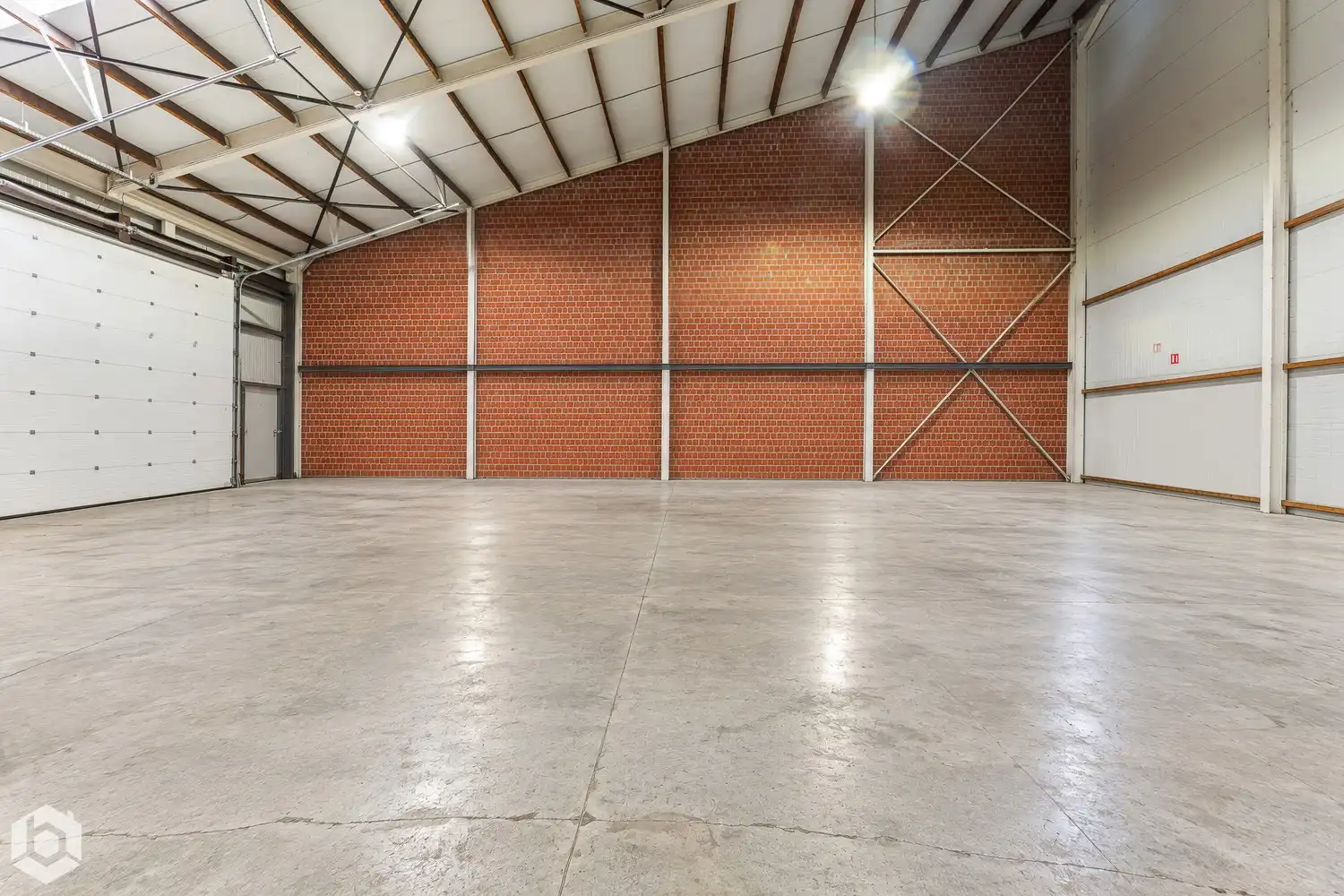 Ruim magazijn (525 m²) op toplocatie te Heist-op-den-Berg foto 3