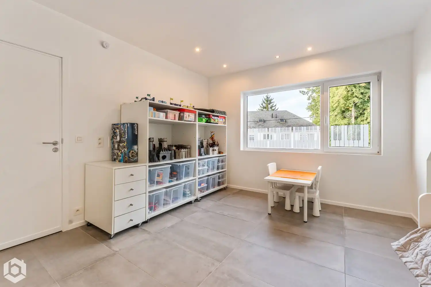 Volledige gerenoveerde woning met 3/4 slpkrs en mooie tuin te Walem/Mechelen foto 17