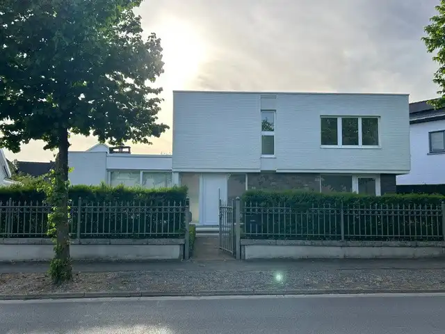Moderne instapklare woning in Aalst foto 3