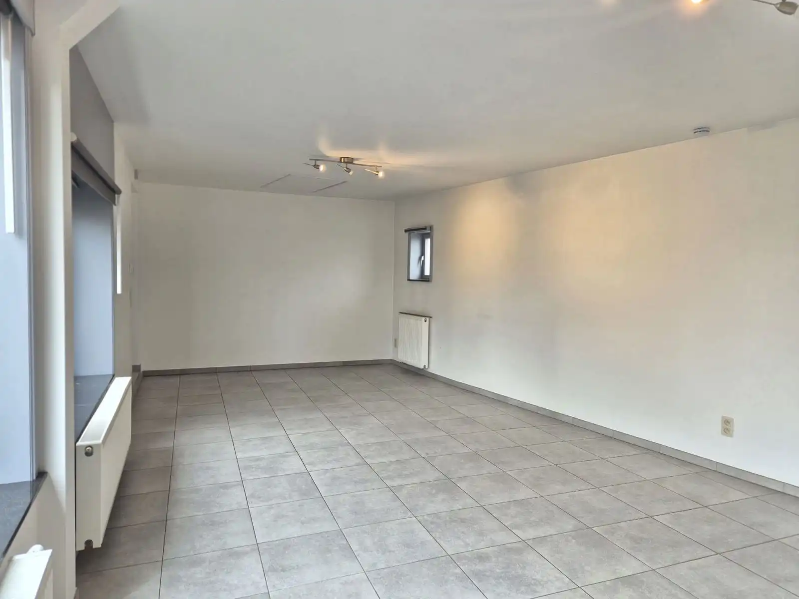 Woning met 5 slaapkamers, terras en 2 parkeerplaatsen - IMPE foto 5