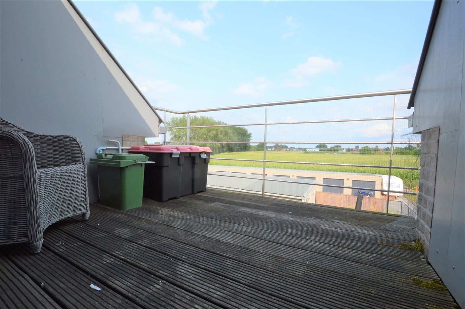 Prachtig Duplex appartement (106 m2) gelegen op het 2de verdiep te Dendermonde (Baasrode). foto 24