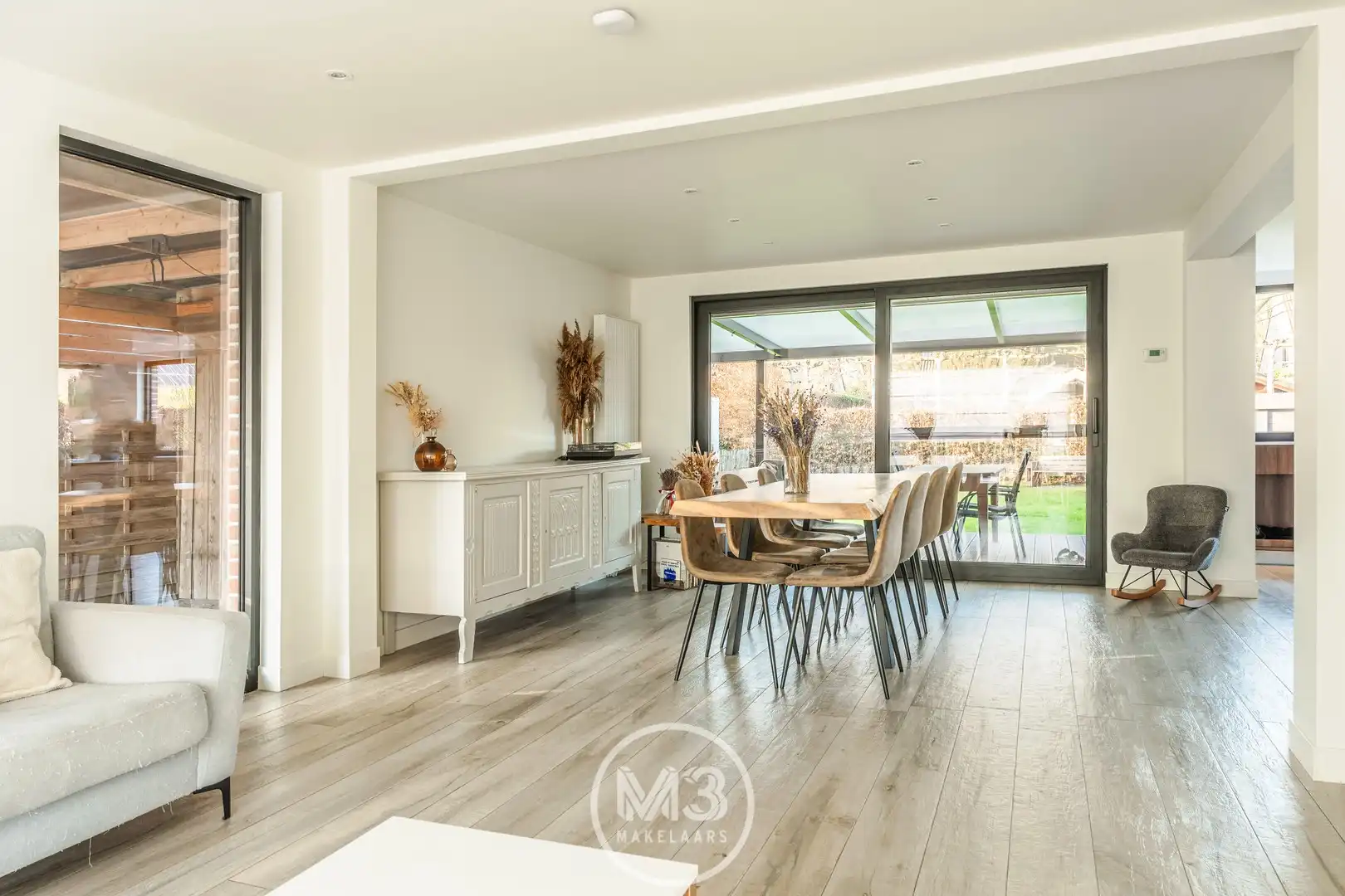 Instapklare open bebouwing met gezellige tuin in Wintam foto 7