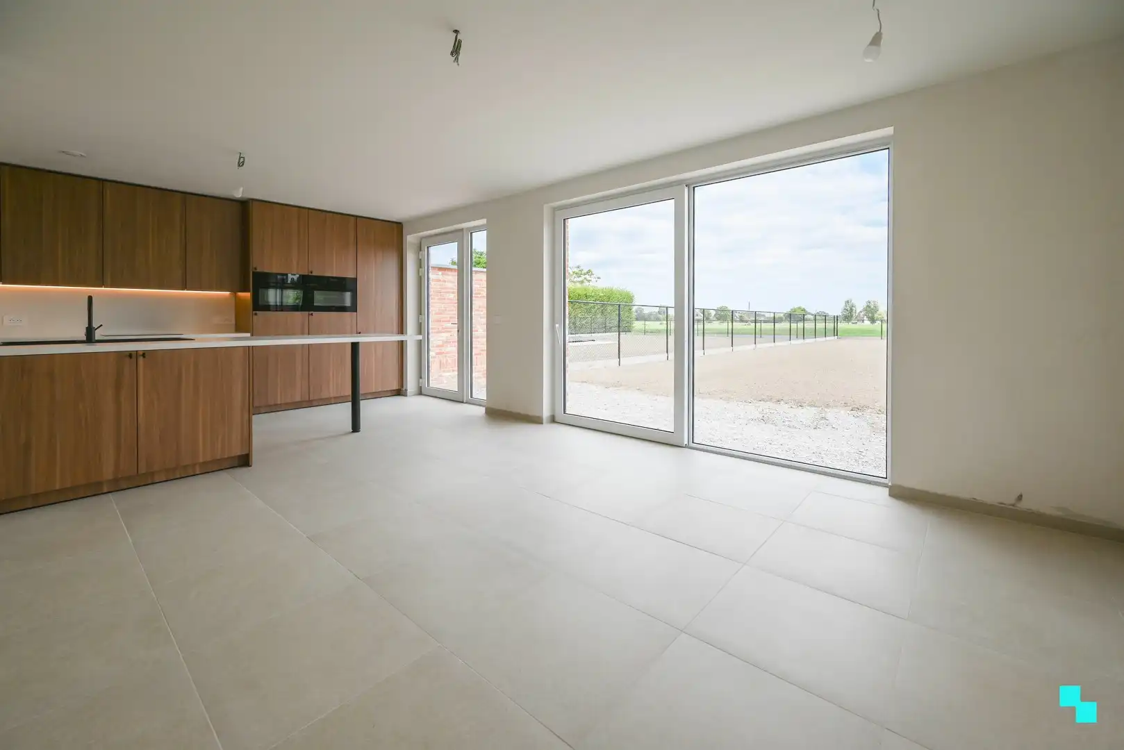 Ruime nieuwbouwwoning met landelijk verzicht in Marialoop foto 7