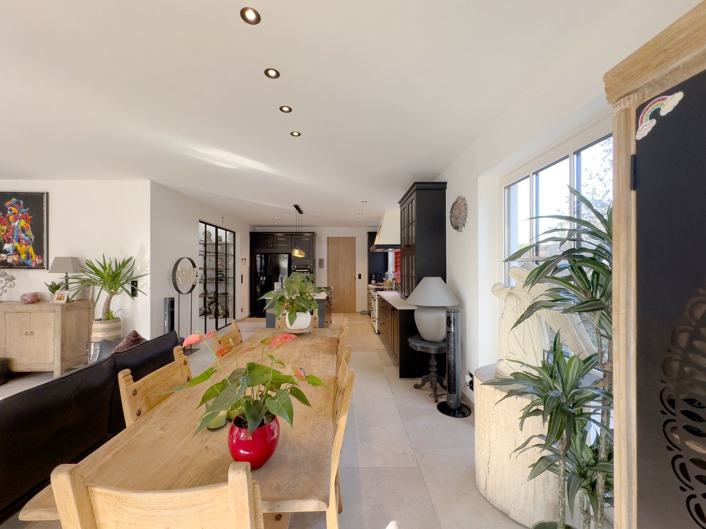 Alleenstaande woning, rustig gelegen in een residentiële omgeving, vlakbij het centrum van Knokke. foto 2
