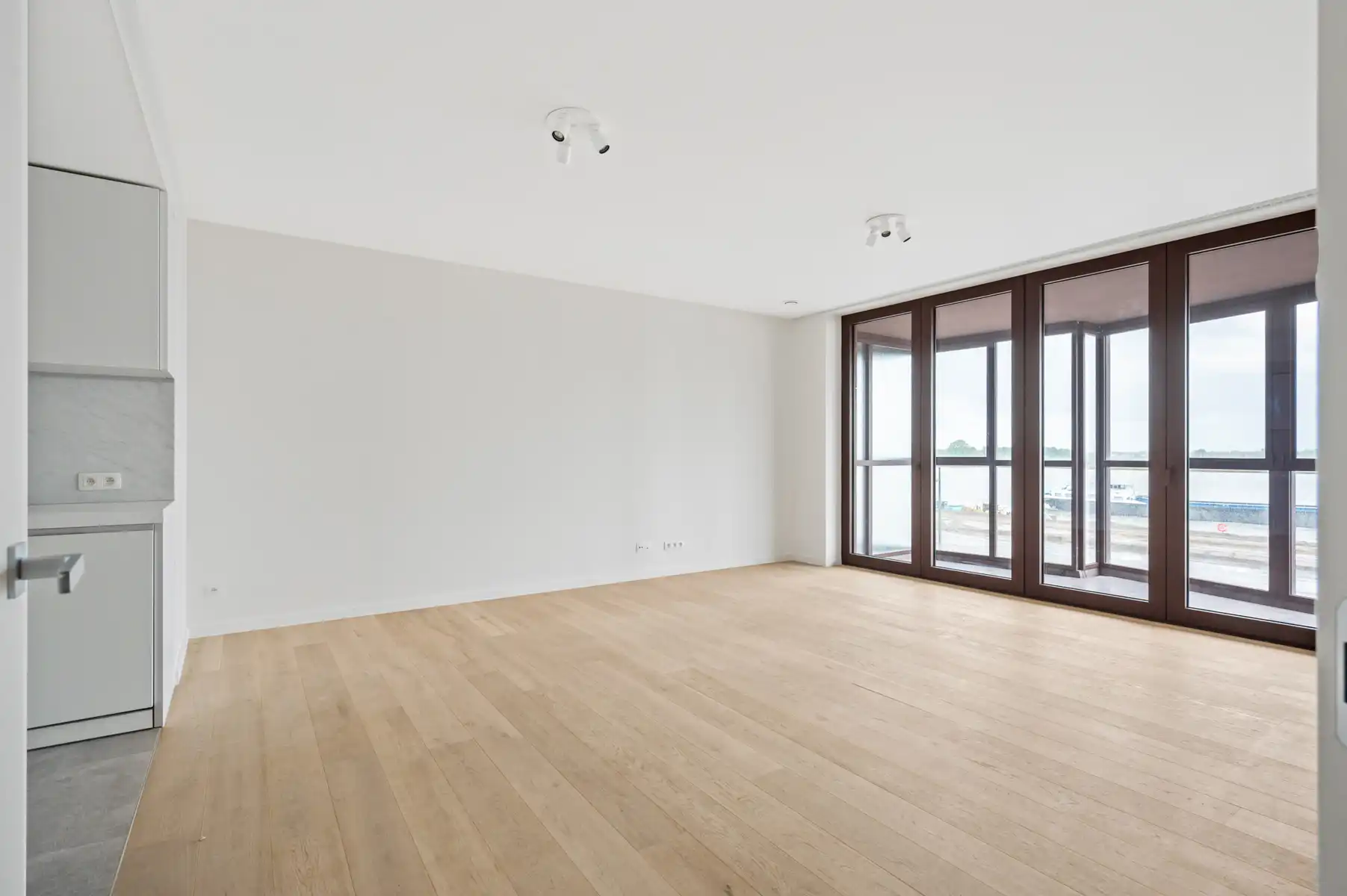 Prachtig 2 slaapkamer app met frontaal Scheldezicht foto 7