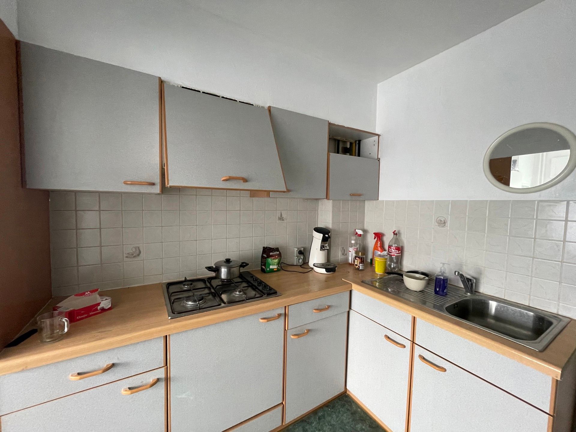 Te renoveren woning (vergunning voor 3 appartementen) foto 10