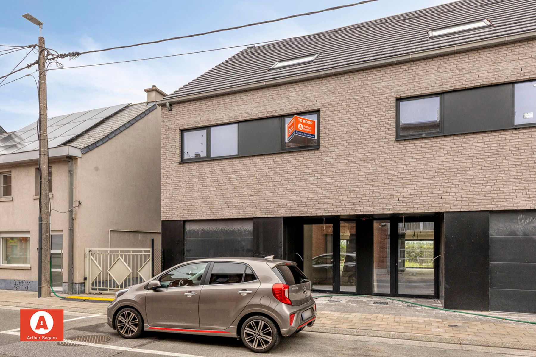 Energiezuinige nieuwbouwwoning met garage foto {{pictureIndex}}