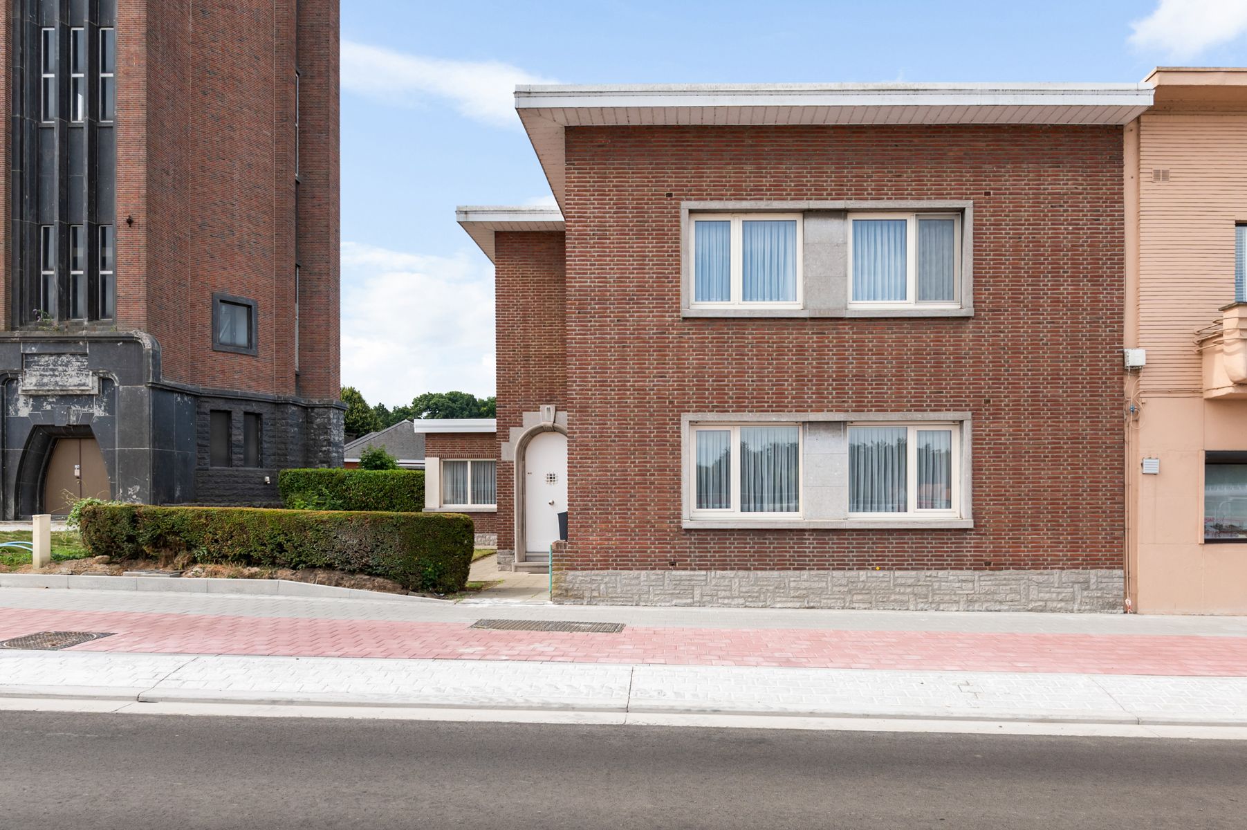 Woning met tuin en garage vlakbbij het centrum van Wijnegem. foto 20