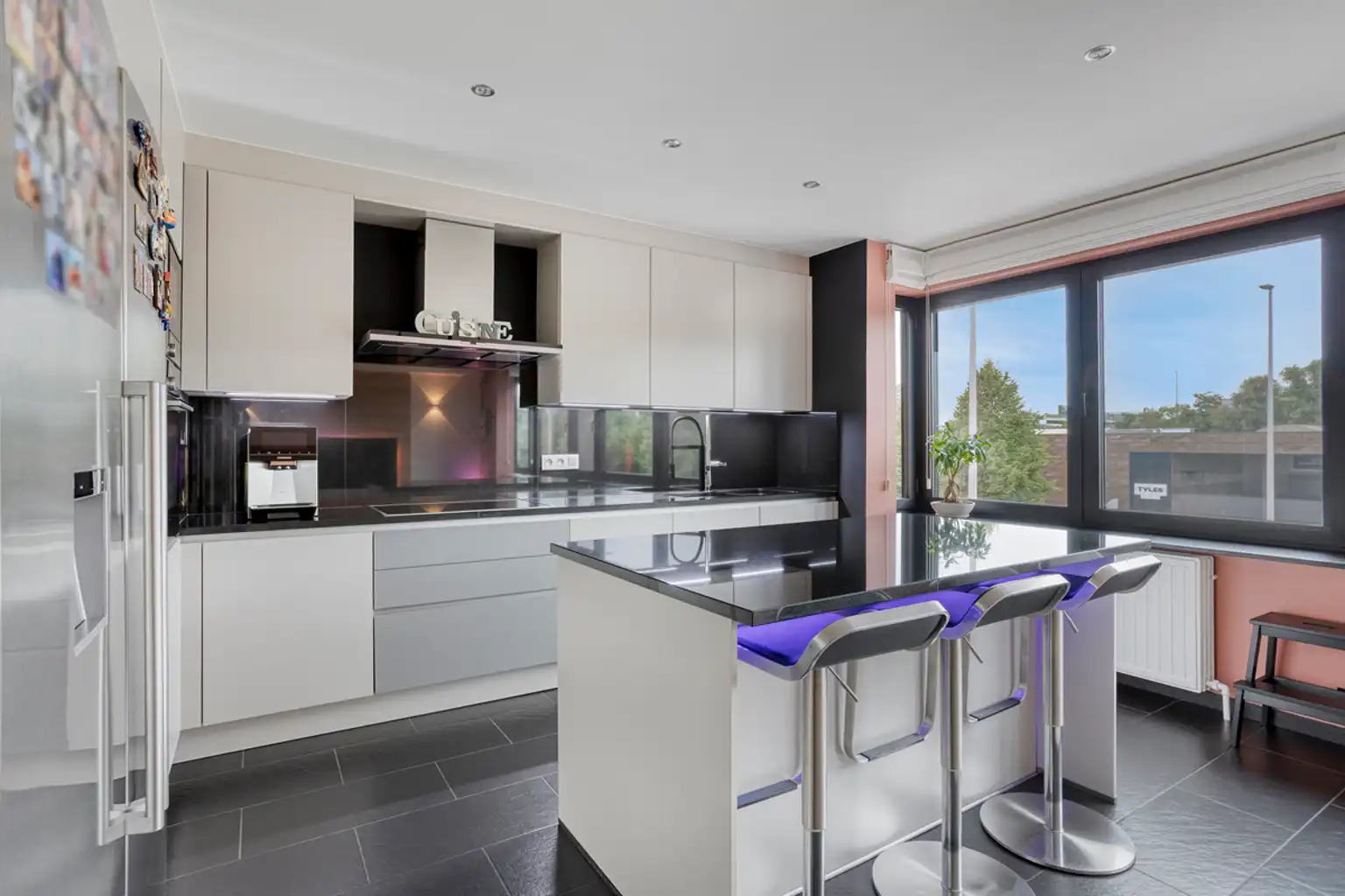 Perfect instapklaar 2-slaapkamerappartement met garage  foto 8