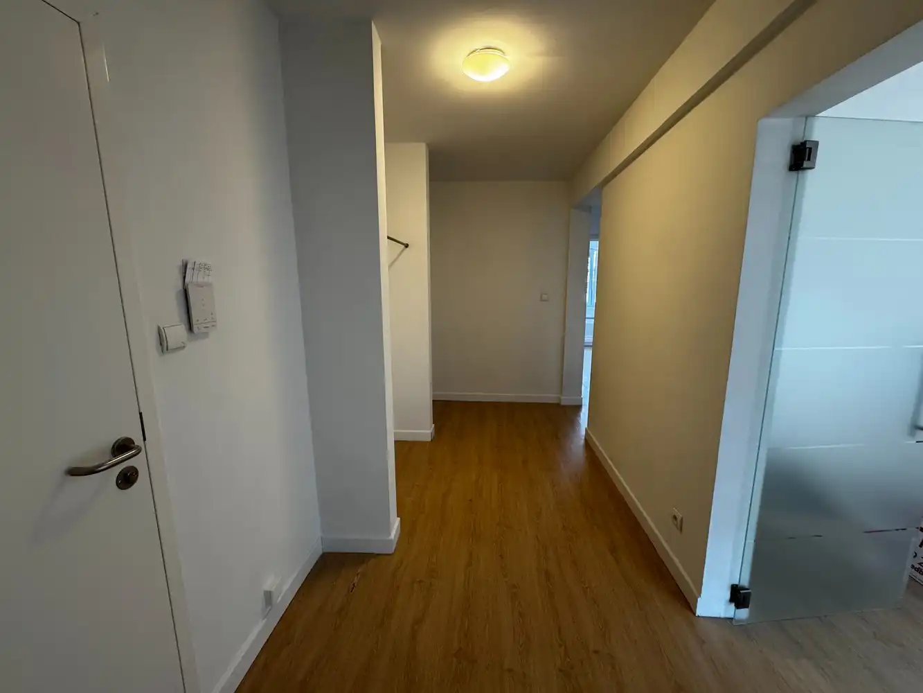 Te huur – Energiezuinig & ruim appartement in hartje Zutendaal foto 3