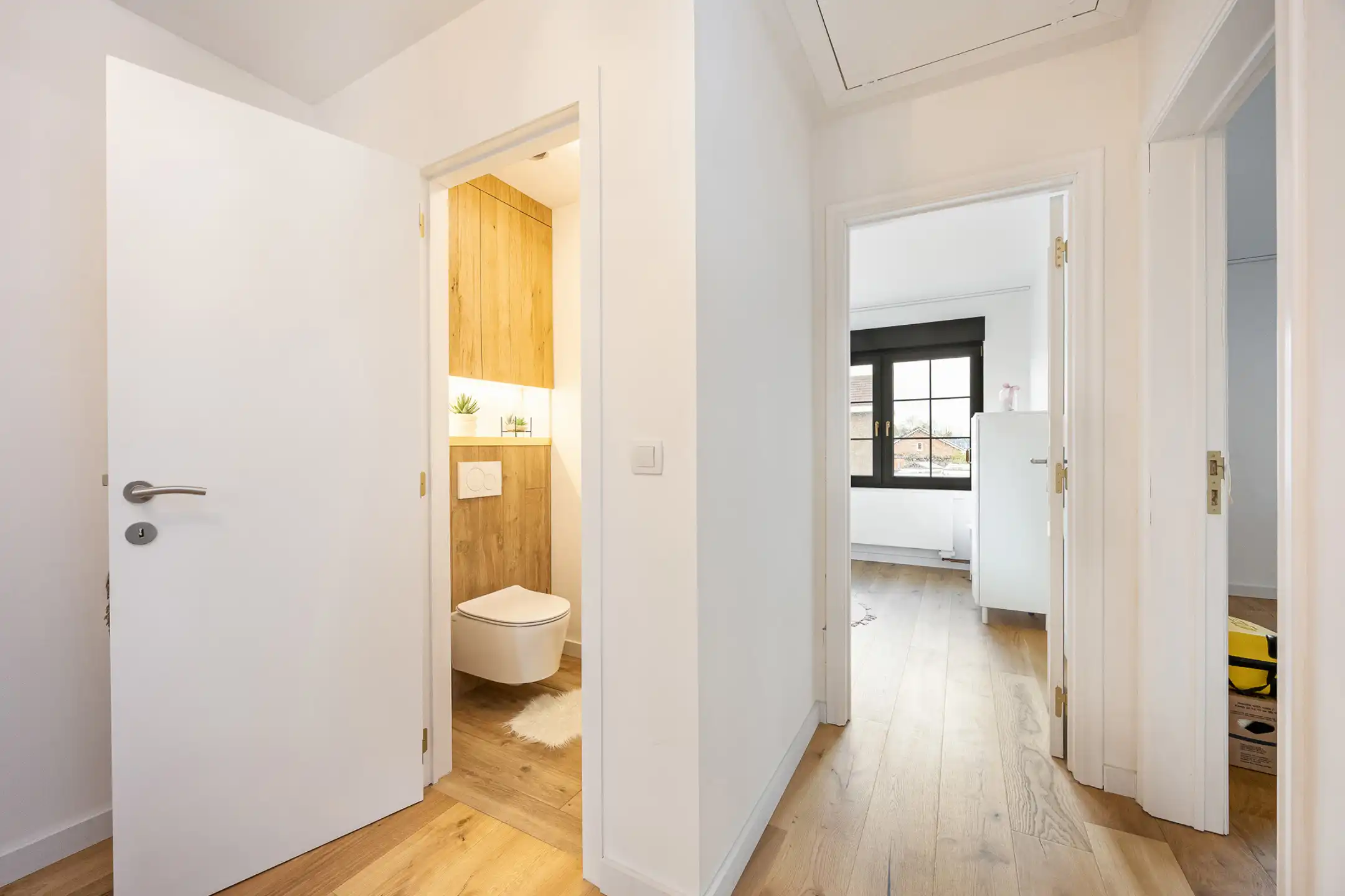 Gunstig gelegen woning met drie slaapkamers en garage foto 32