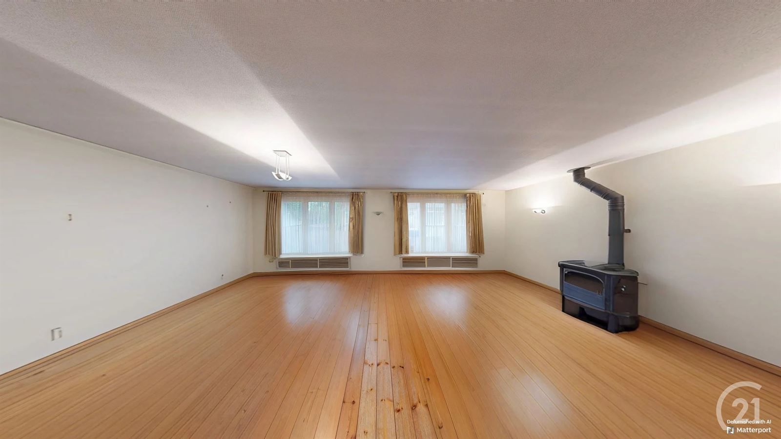 2 handelspanden + appartement +  stockageruimte en tuin foto 17