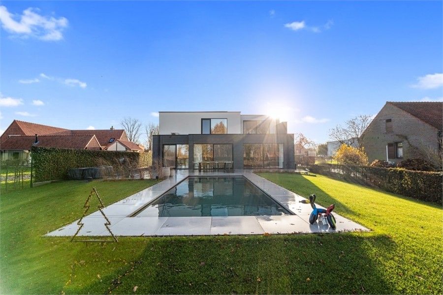 MAGNIFIEKE OPEN BEBOUWING MET GROOT ZWEMBAD EN 400M² AAN BEWOONBARE OPPERVLAKTE IN HET GEZELLIGE WELLEN foto 55