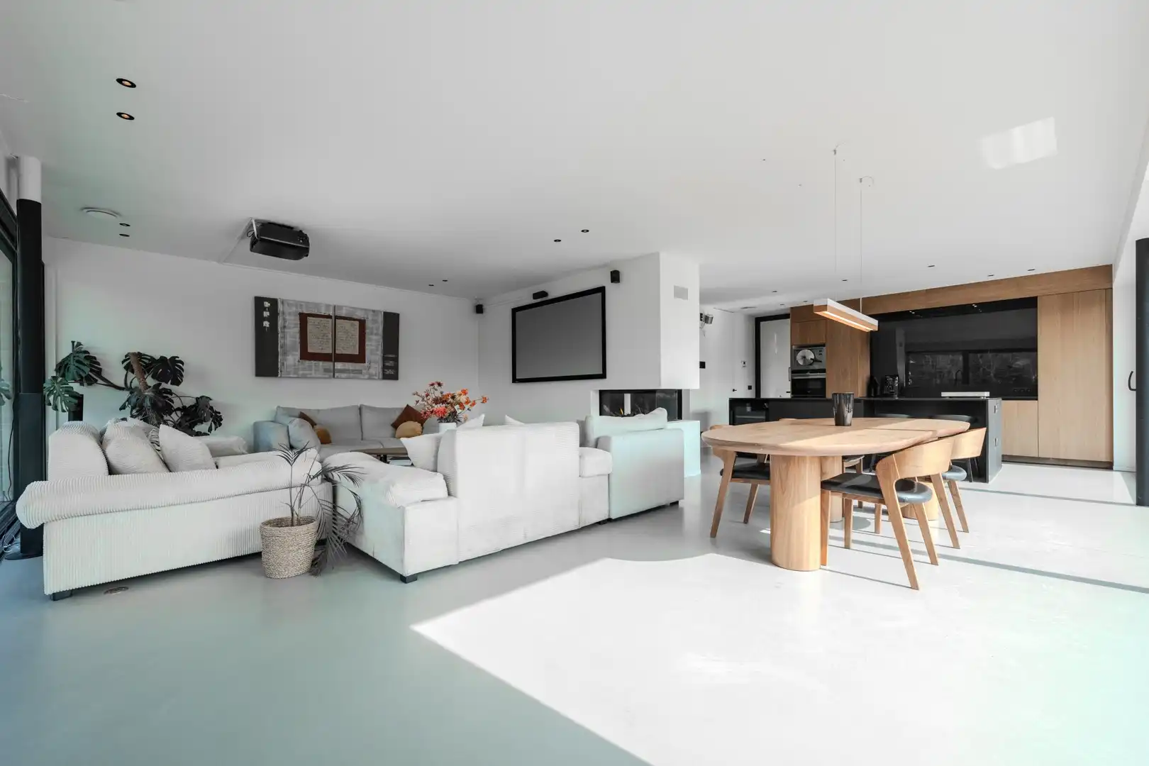 Exclusieve villa op 1.376 m² - momenteel vergund voor vakantiewoning foto 2