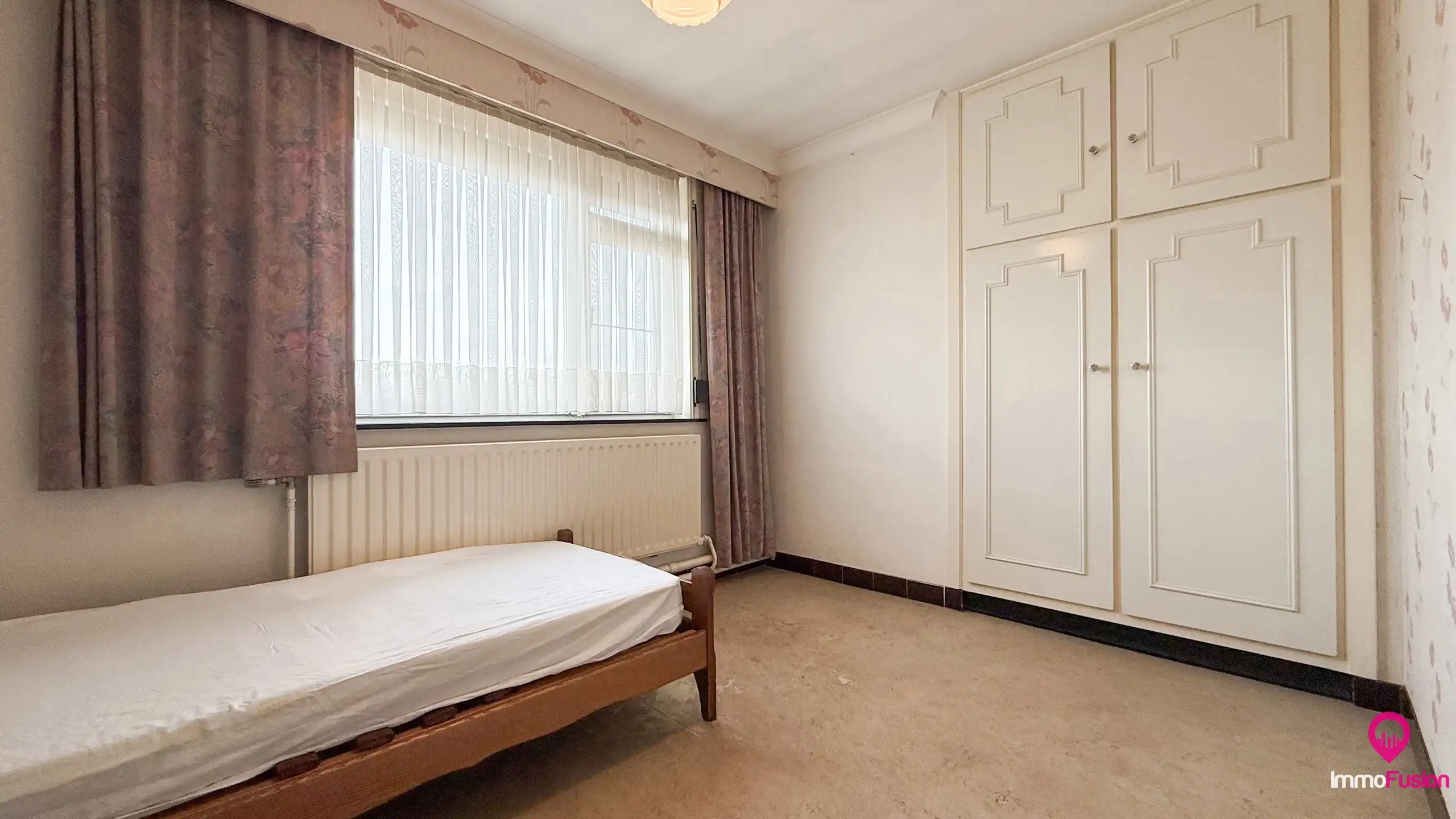 Ruime woning met 4slpk en veel privacy in rustige straat! foto 26