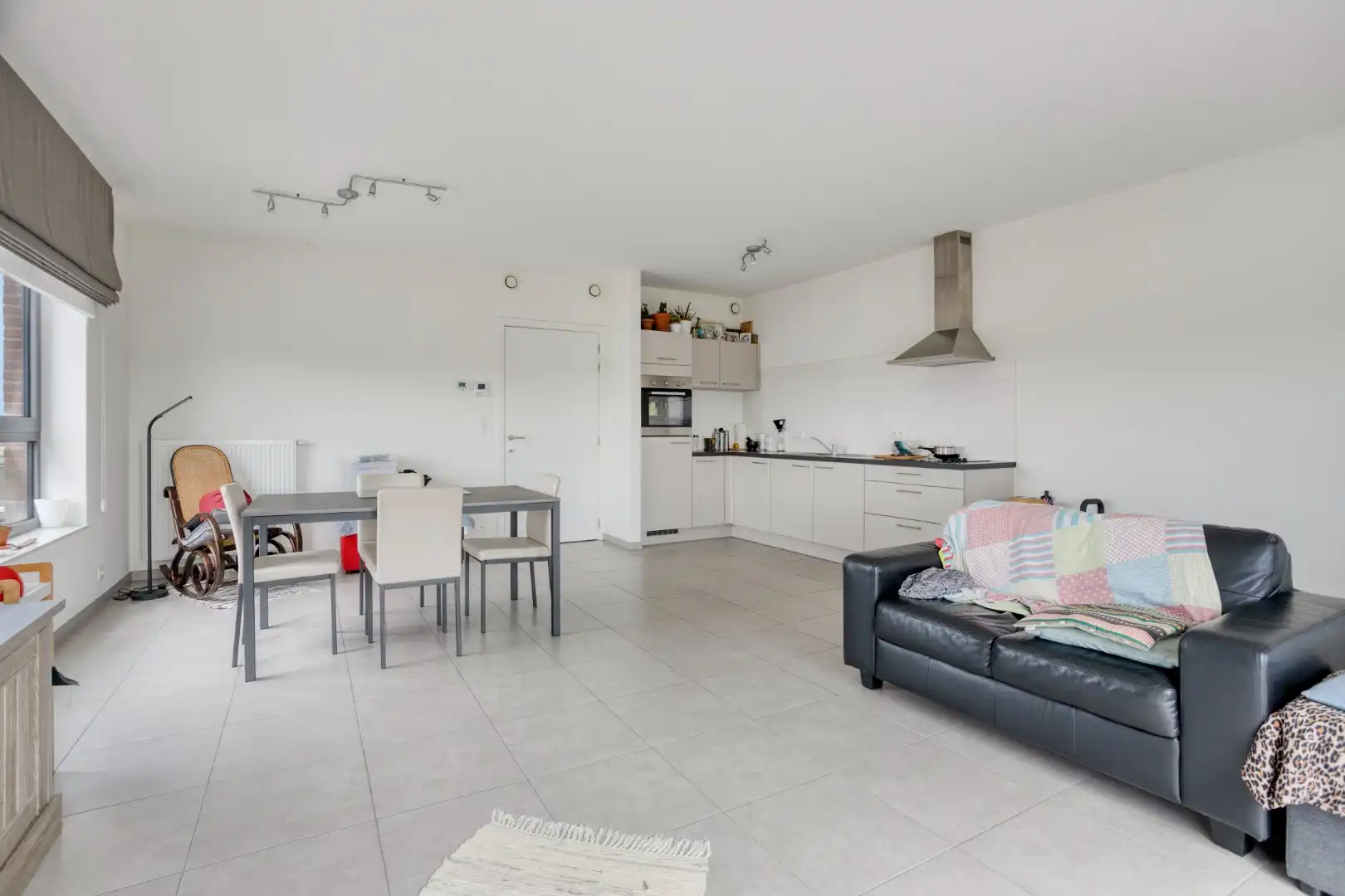 Modern energiezuinig appartement (EPC A) met ruime zonneterras - stadsrand Tongeren foto 4