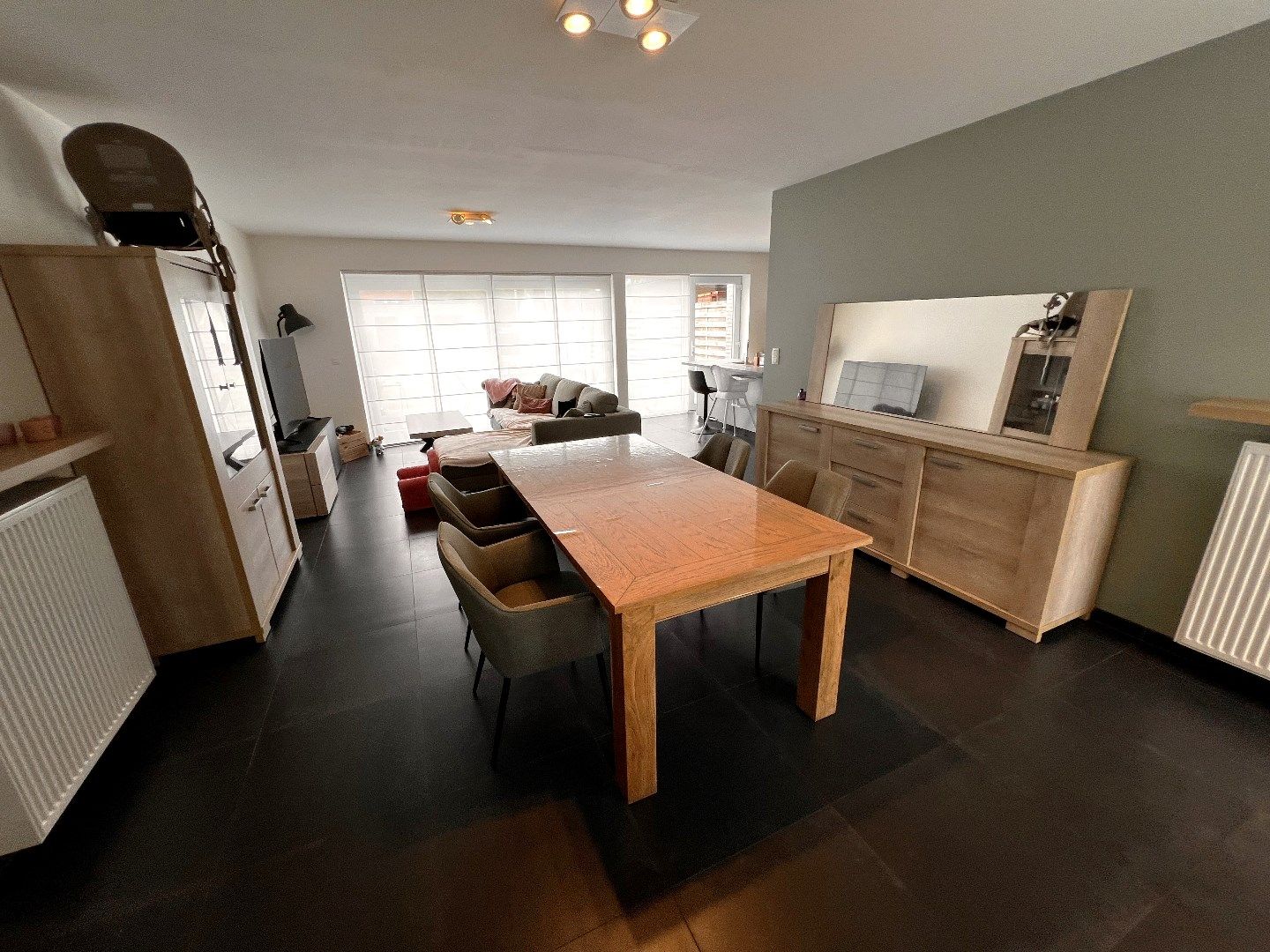HALFOPEN WONING MET 3 SLAAPKAMERS, TUIN EN POLYVALENTE RUIMTE foto 5