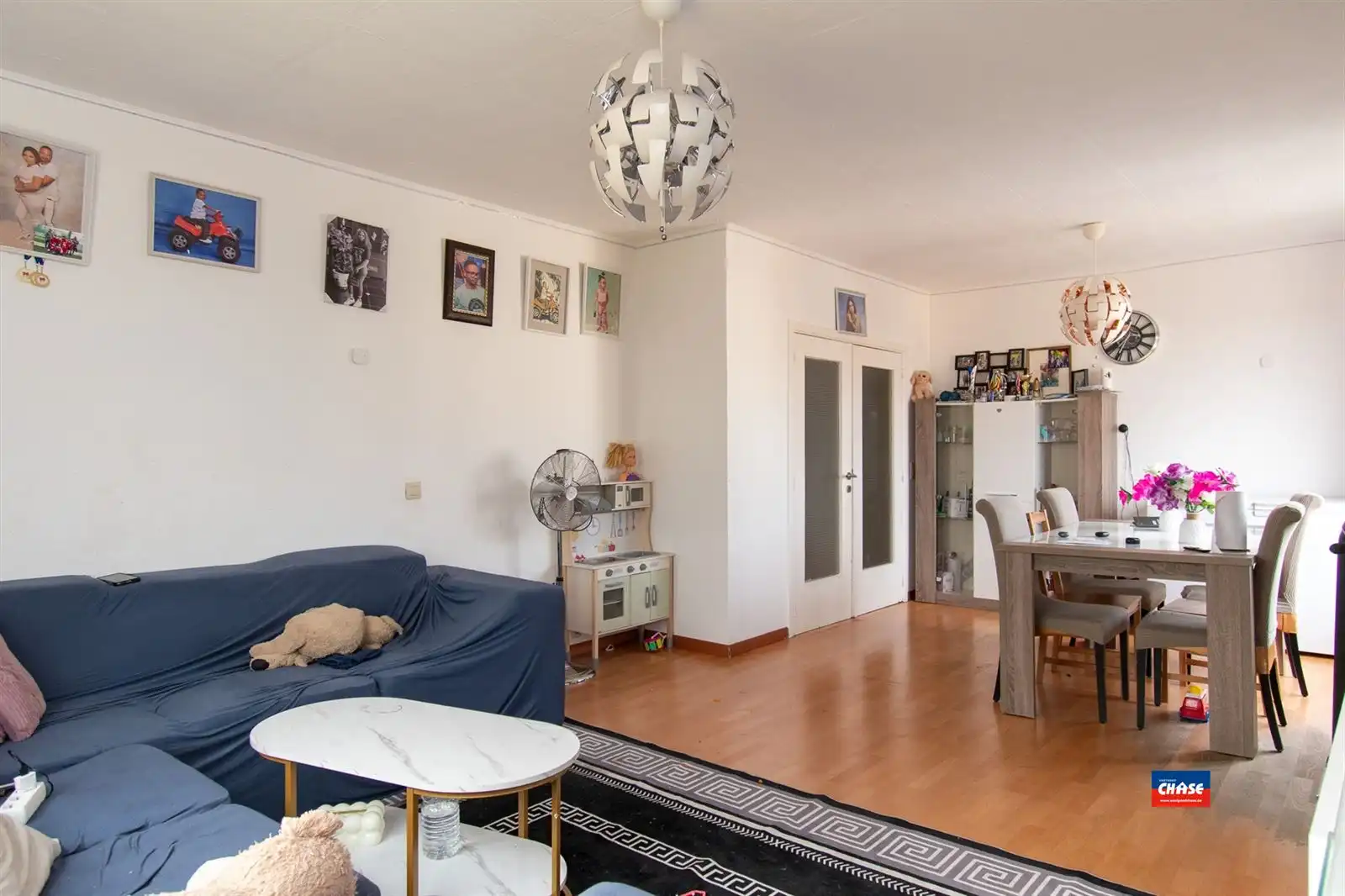 Ruim appartement met drie slaapkamers foto 2