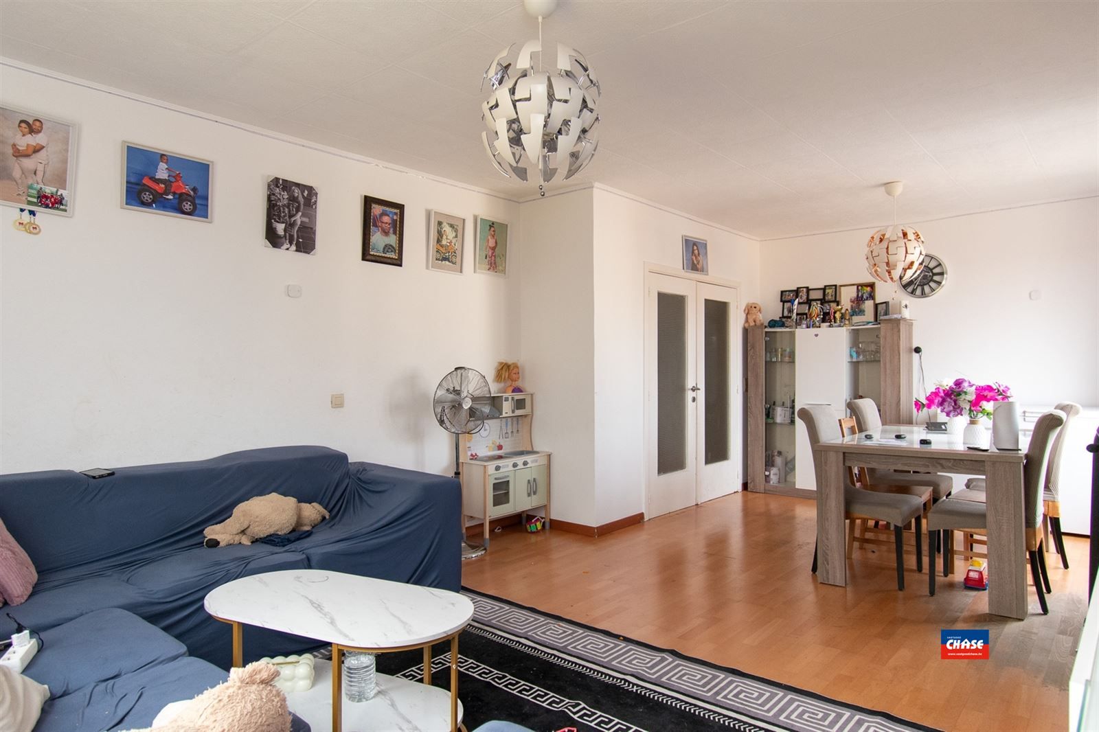 Ruim appartement met drie slaapkamers foto 2