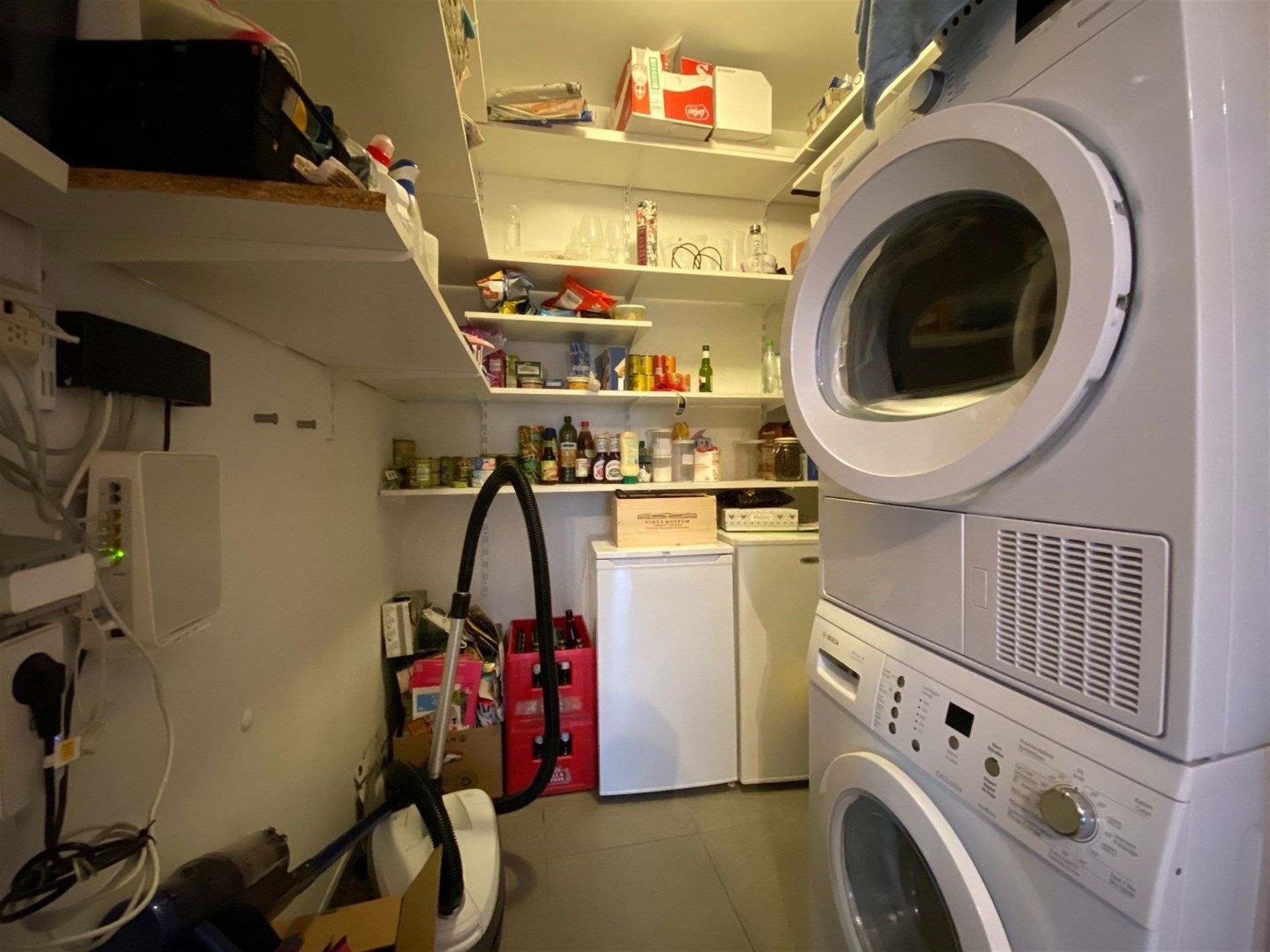 Rustig gelegen ruim gelijkvloers appartement in afgesloten privé domein . foto 7