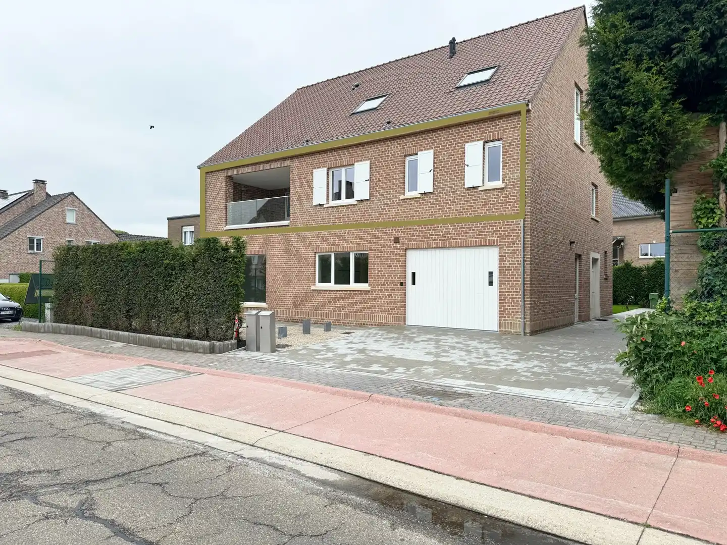 Nieuwbouwappartement nabij centrum van Tongeren foto {{pictureIndex}}