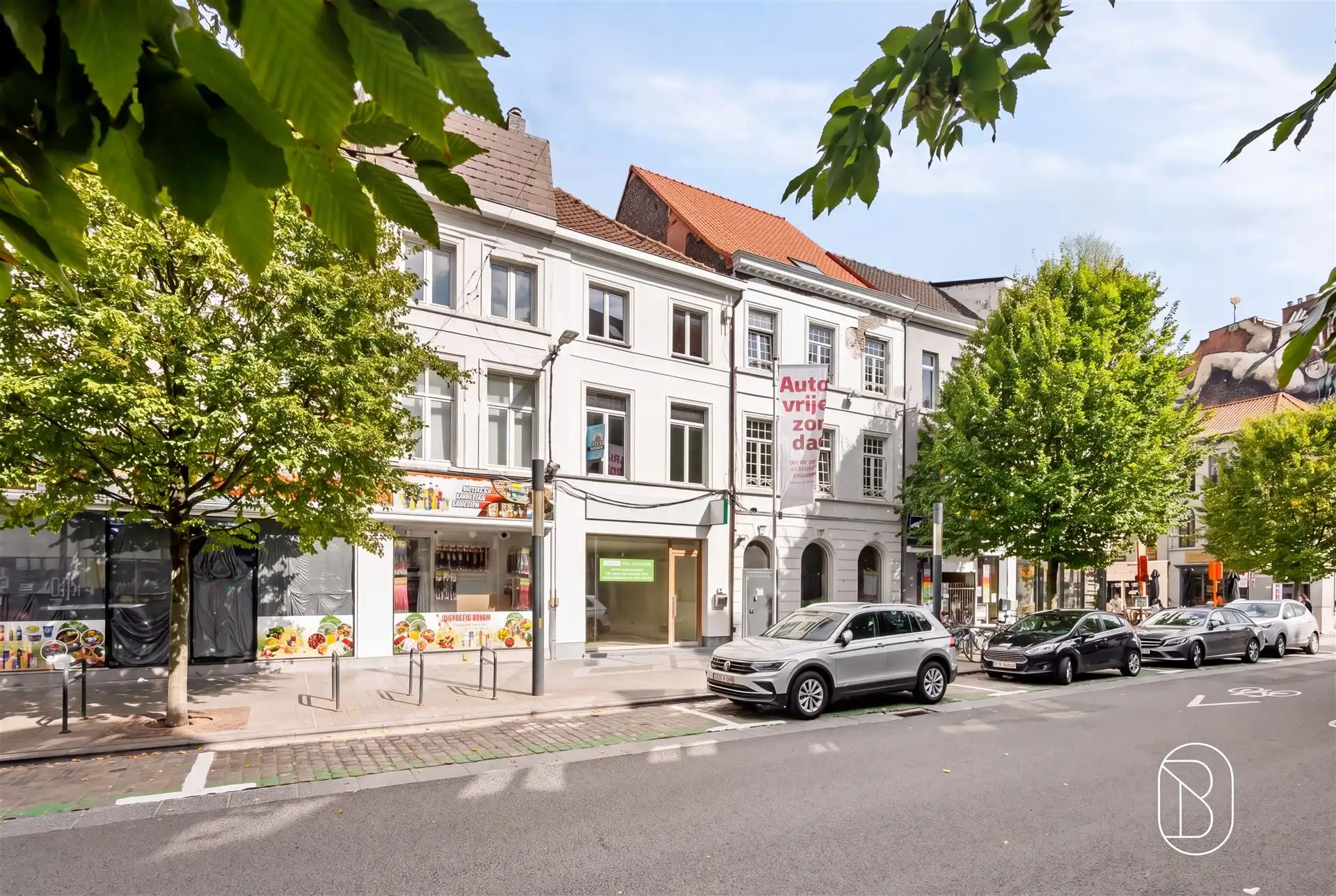 Commerciële ruimte te koop Doorniksestraat 45 - 8500 Kortrijk