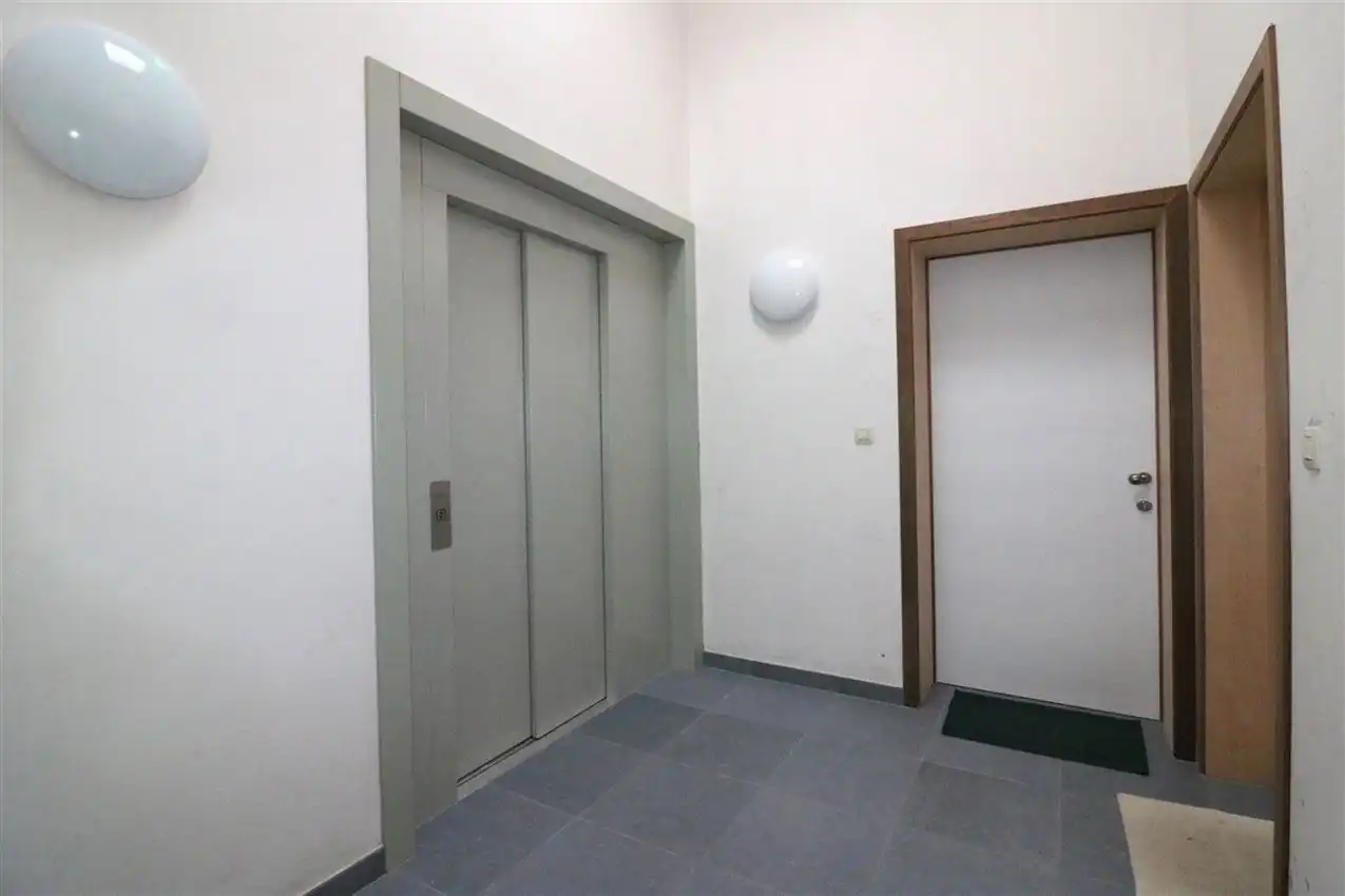  lift, 2 slpk., terras, autostaanplaats, volle centrum foto 23