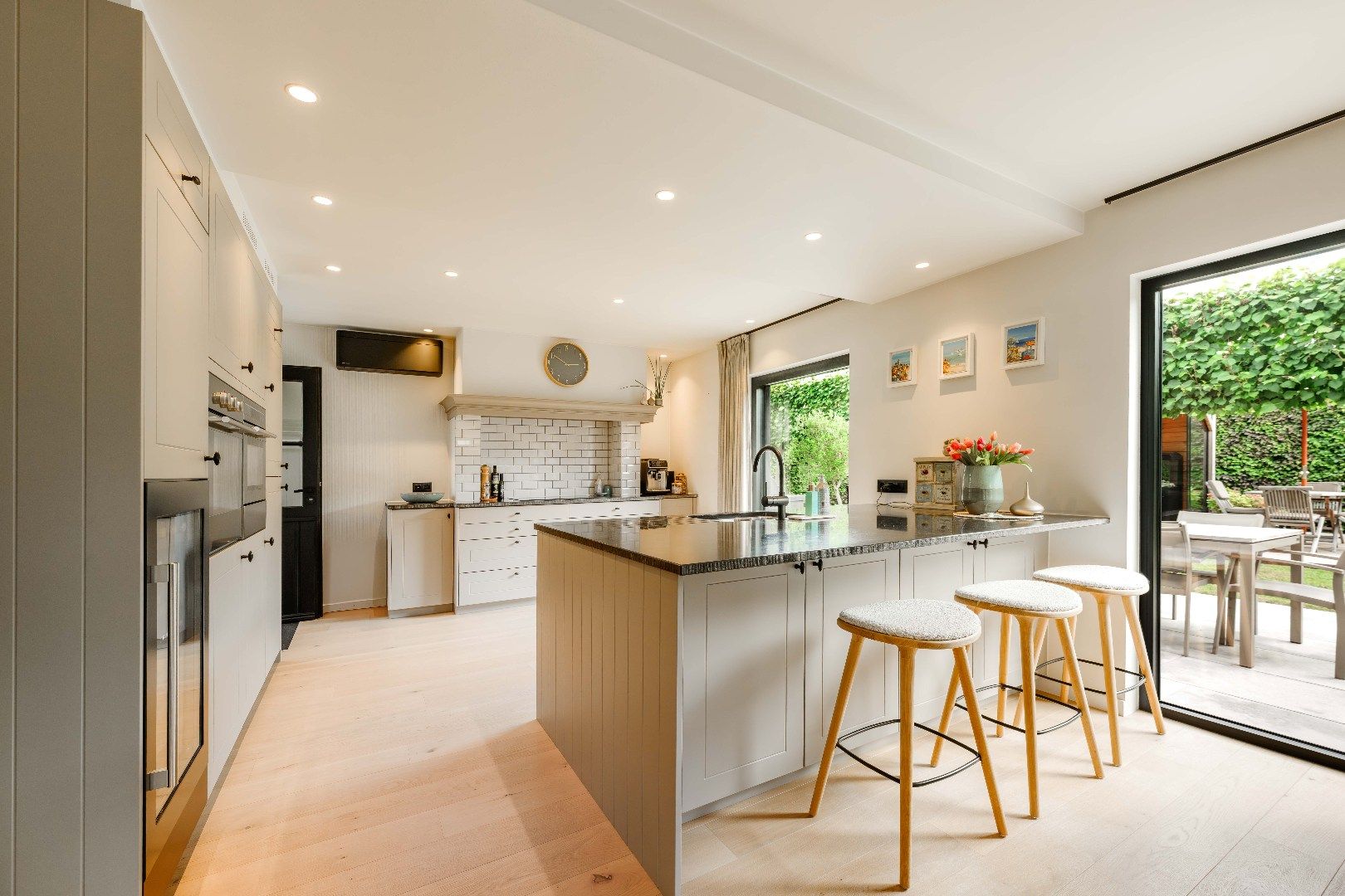 PRACHTIG GERENOVEERDE VILLA OP 616 m² | 3 SLPKS | 2 BADKAMERS foto 9