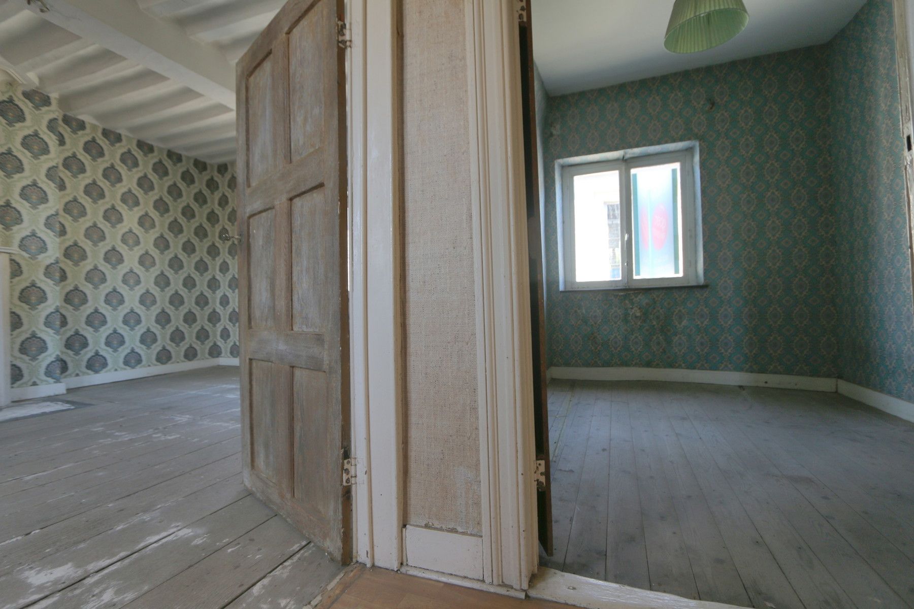 Authentieke begijnenwoning + bouwperceel met 6 garageboxen foto 18
