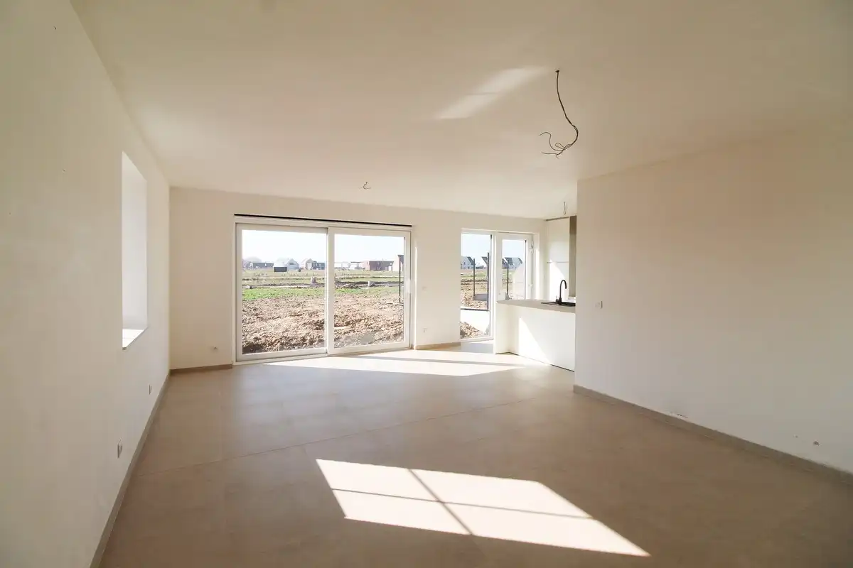 Halfopen nieuwbouwwoning met garage Roeselare foto 4