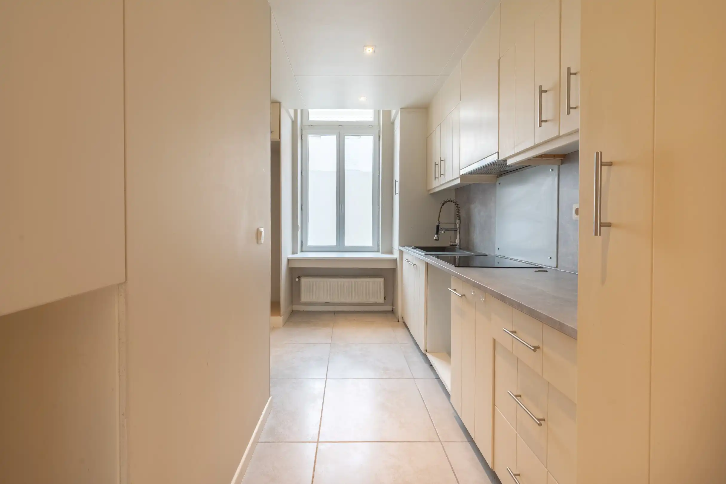 Goed verzorgde woning met 3 slaapkamers en tuin in Menen. foto 4