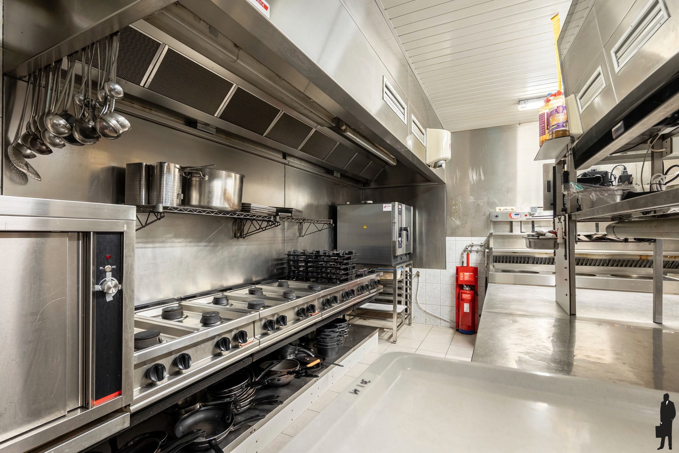 Brasserie met ruime duplexwoning en bouwgrond op toplocatie foto 12