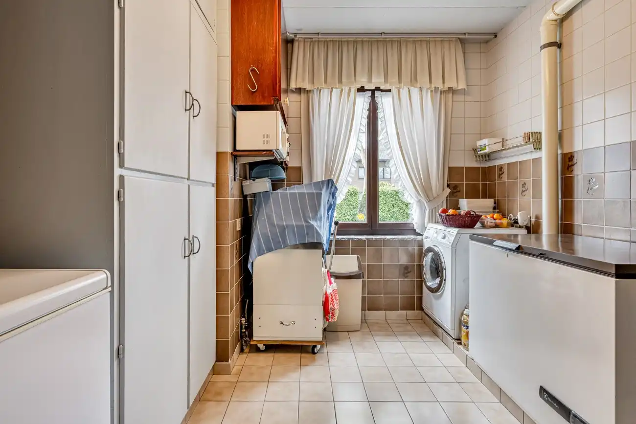 Praktische en ruime gezinswoning op rustige locatie nabij alle faciliteiten! foto 9