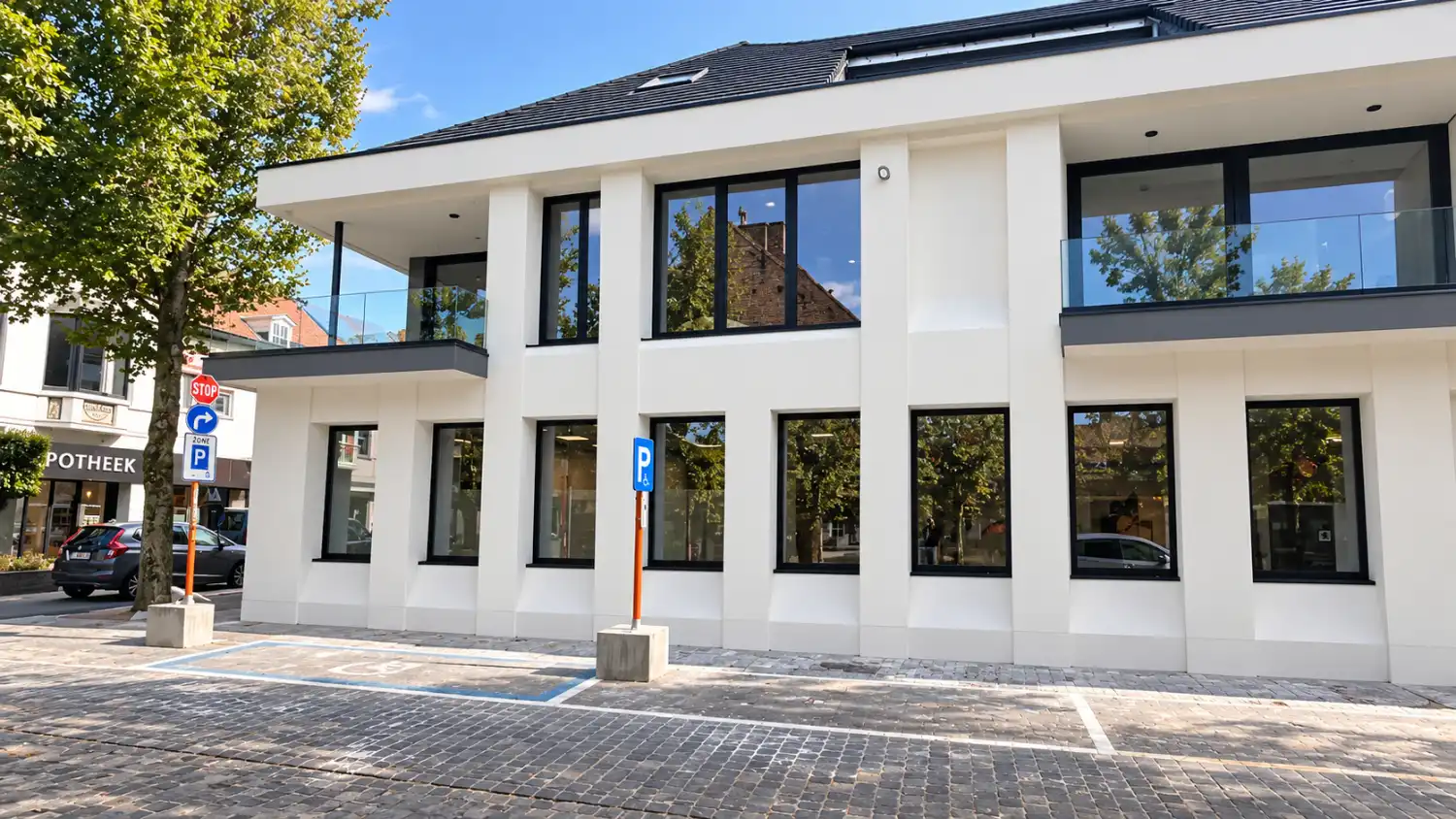 Ruime appartementen te koop in het centrum van Gistel foto 2