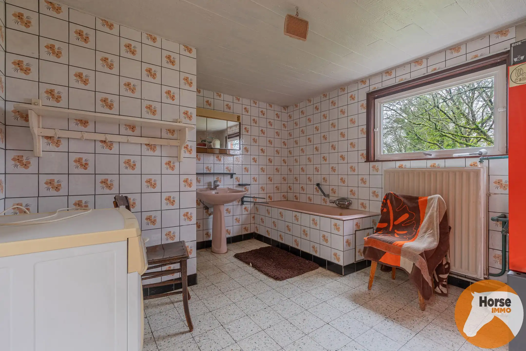 HERZELE - Vrijstaande woning in een landelijke omgeving foto 13