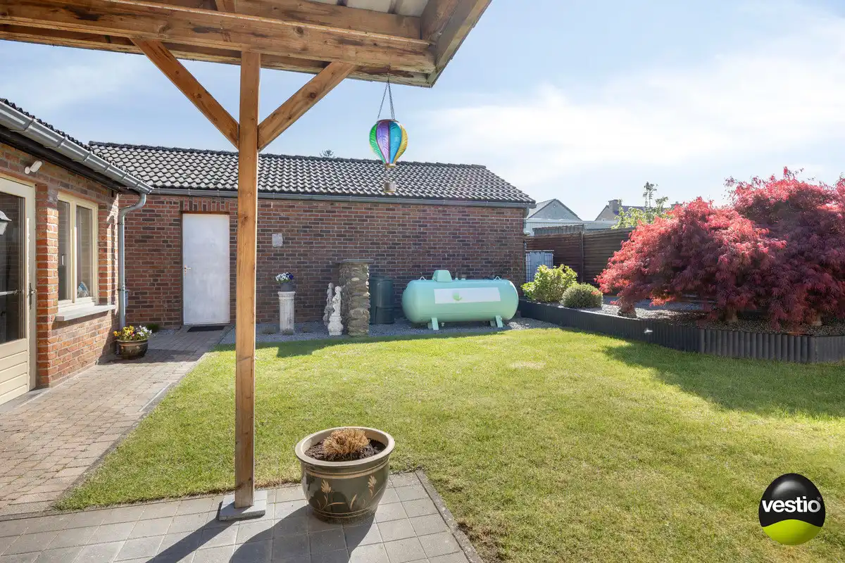 RUIME INSTAPKLARE GEZINSWONING OP 4A37CA TE MOELINGEN. foto 34