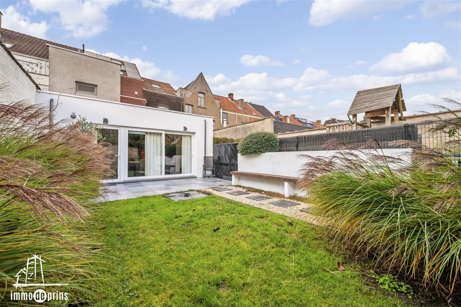 Gelijkvloers appartement met tuin foto 23