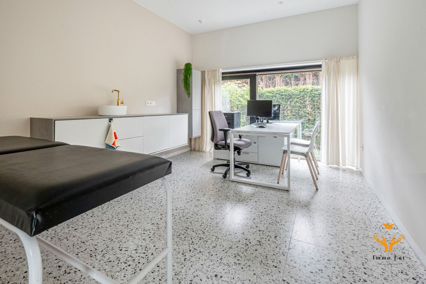 Units in handelsruimte met diverse mogelijkheden foto 12