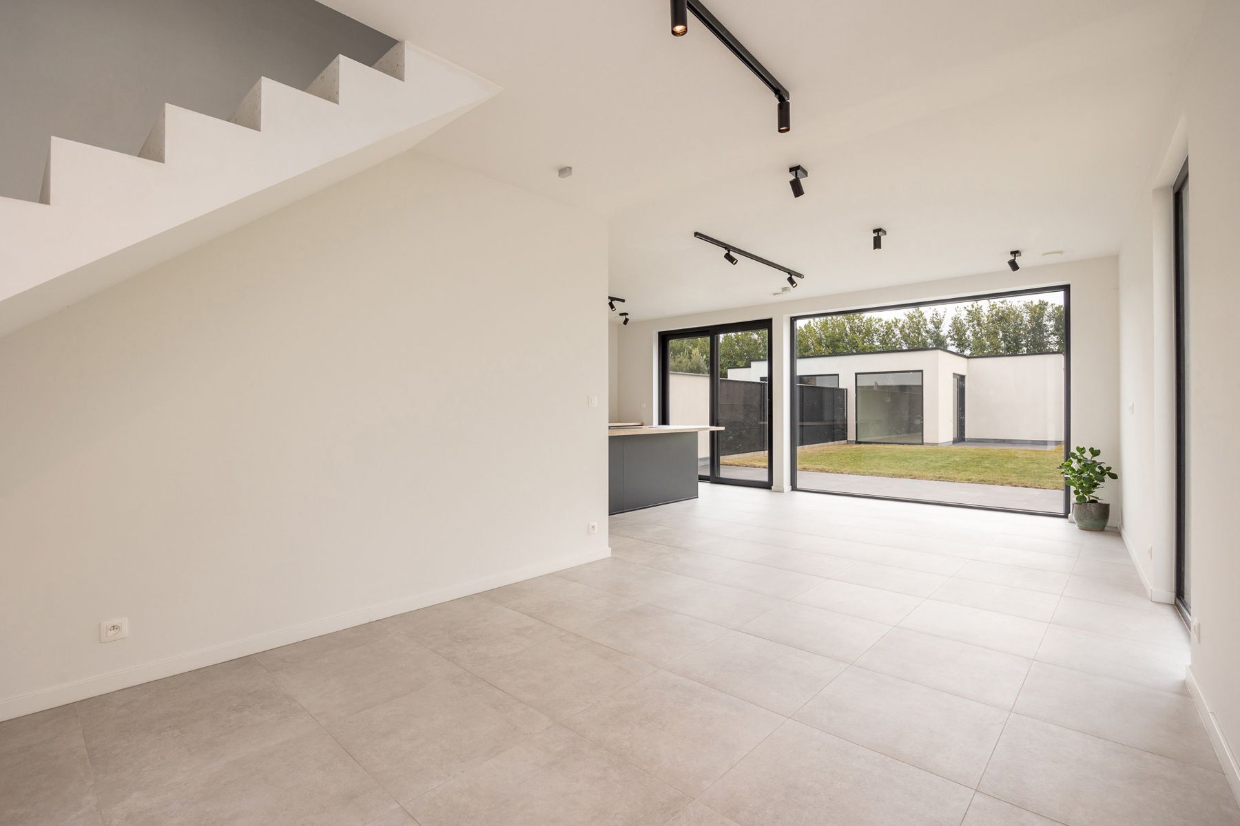 Prachtige, energiezuinige woning met poolhouse! foto 6